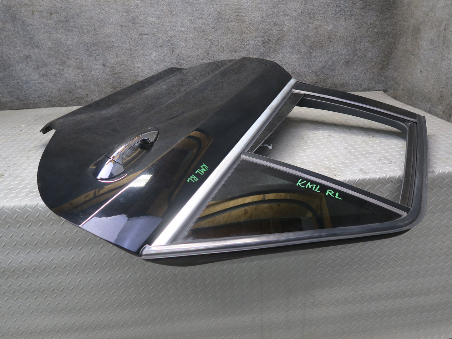 12-15 Mercedes W166 Ml-class Rear Left Door Shell Panel w Glass Window OEM