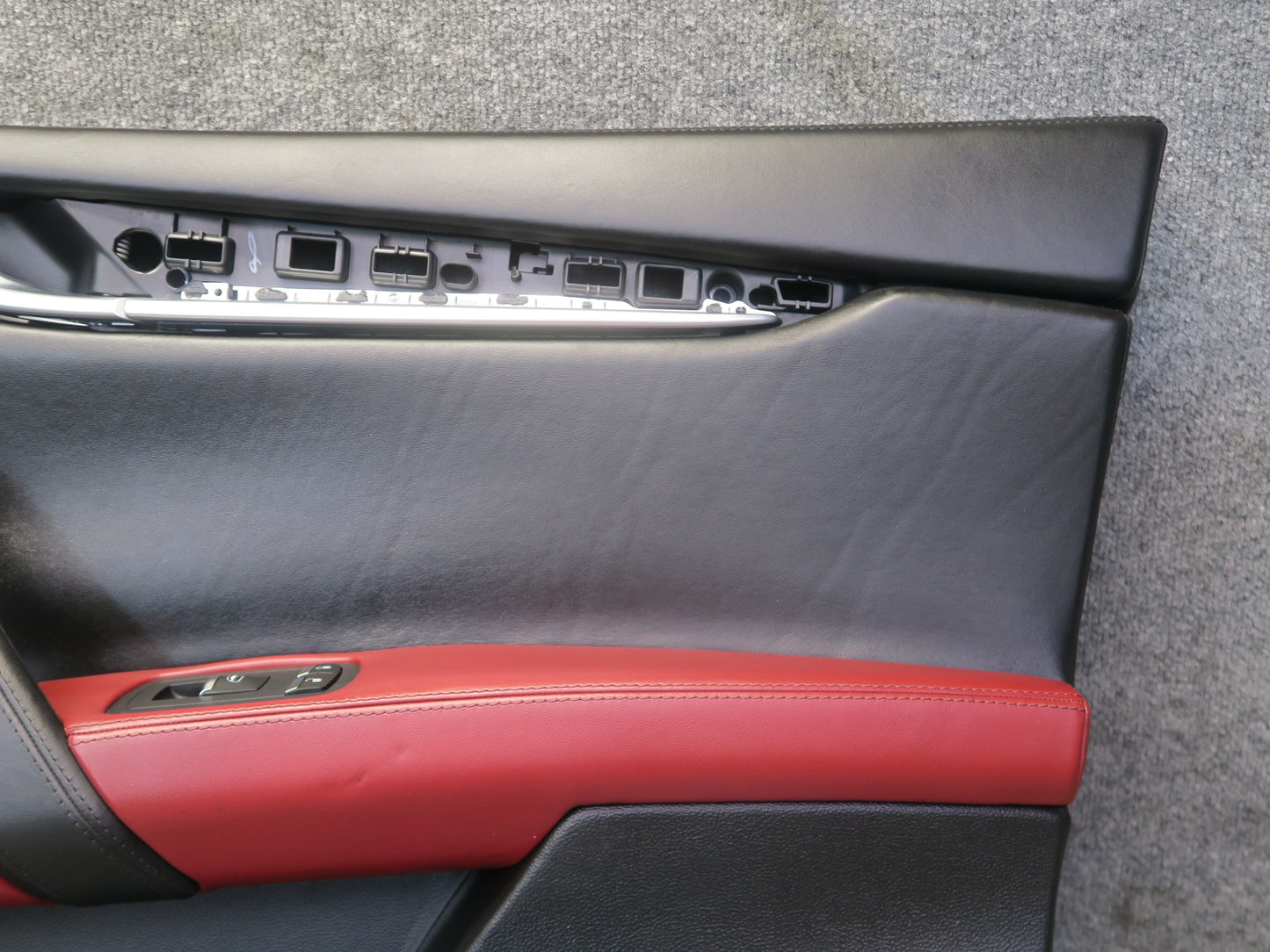 2014-2017 Maserati Ghibli M157 Front Left & Right Door Interior Trim Panel Set