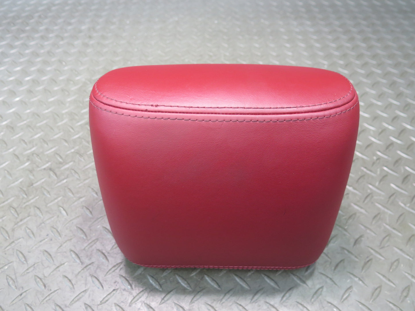2014-2017 Maserati Ghibli M157 Rear Seat Center Leather Headrest