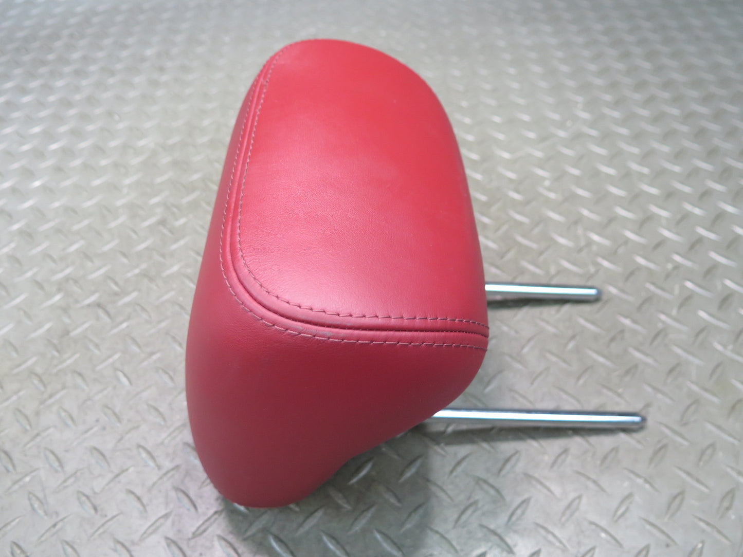 2014-2017 Maserati Ghibli M157 Rear Seat Center Leather Headrest