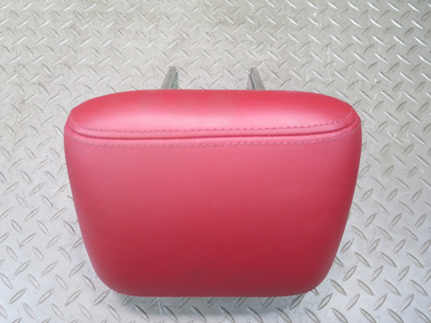 2014-2017 Maserati Ghibli M157 Rear Seat Center Leather Headrest