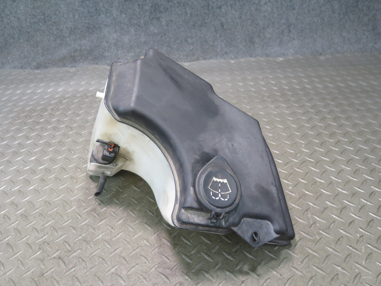 03-08 BMW E85 Z4 Windshield Washer Fluid Reservoir Tank w Pump 7110853 OEM