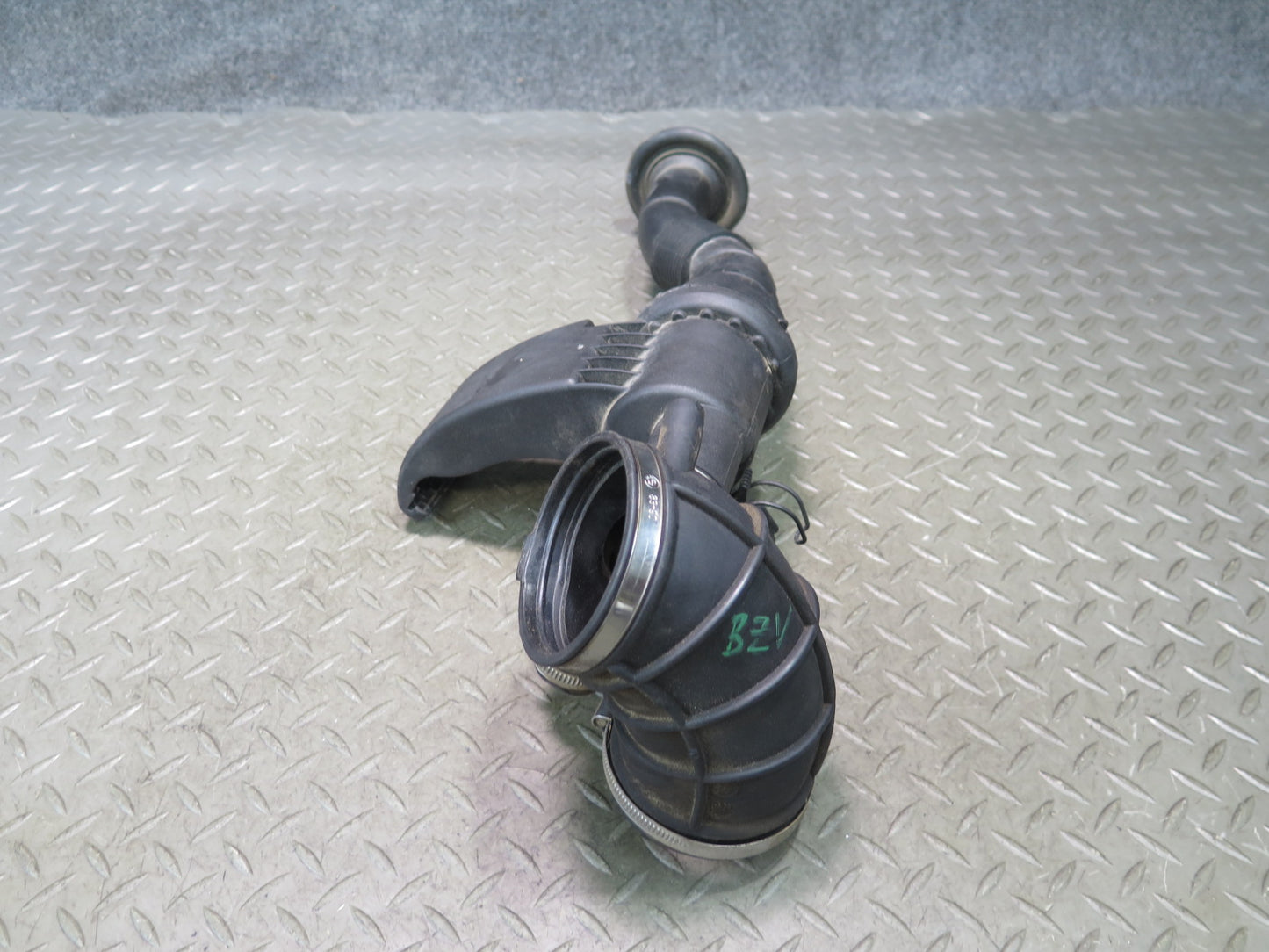 03-05 BMW E85 Z4 3.0L Air Intake Hose Pipe Line Sound Generator 7514863 OEM