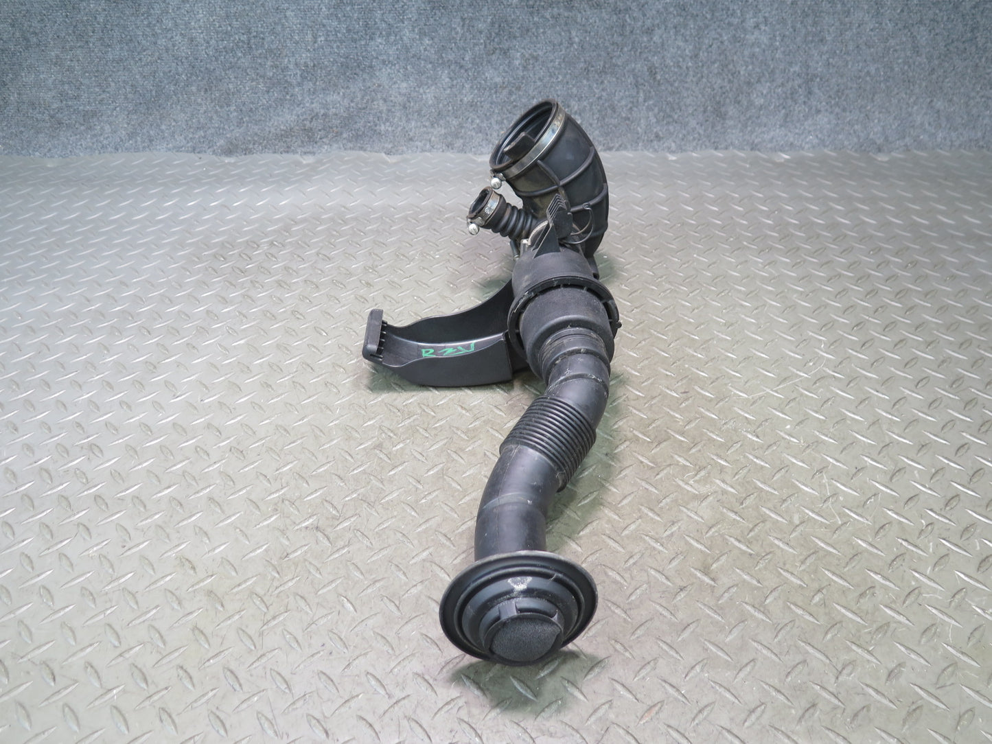 03-05 BMW E85 Z4 3.0L Air Intake Hose Pipe Line Sound Generator 7514863 OEM
