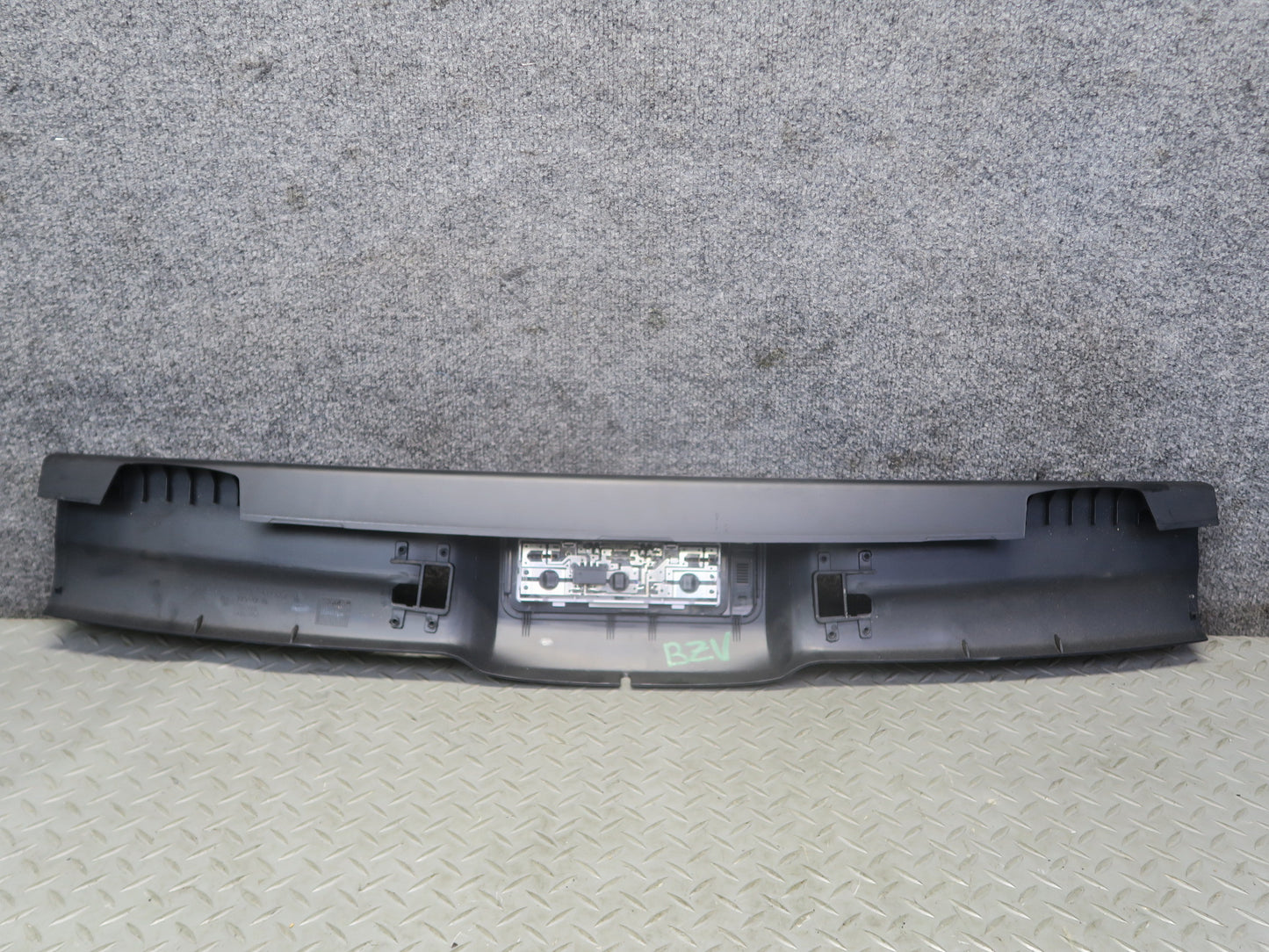 03-08 BMW E85 Z4 Roadster Headliner Trim Cover Black w Dome Light 7016664 OEM