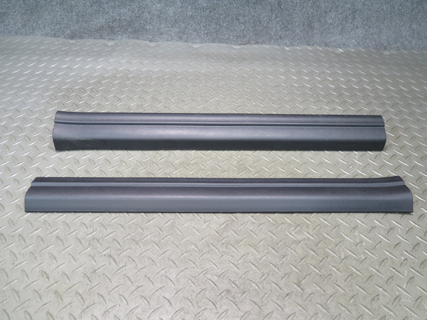 03-08 BMW E85 Z4 Set of 2 Left & Right Door Scuff Sill Plate Trim Cover OEM