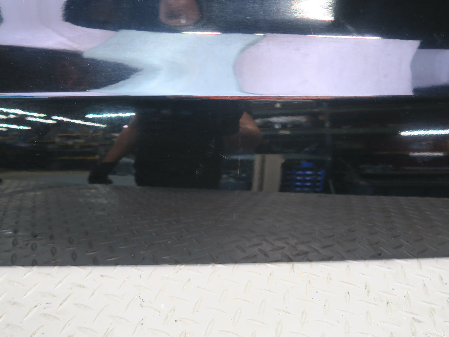 12-19 Mercedes W166 Ml-class Front Left Door Shell Panel w Glass Window OEM