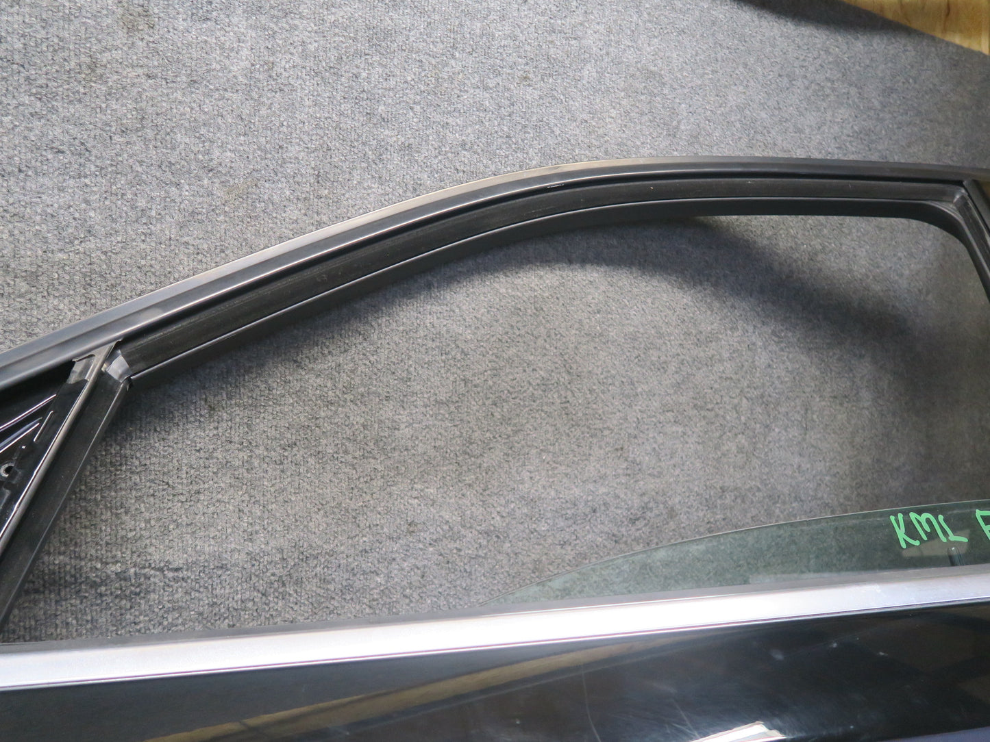 12-19 Mercedes W166 Ml-class Front Left Door Shell Panel w Glass Window OEM