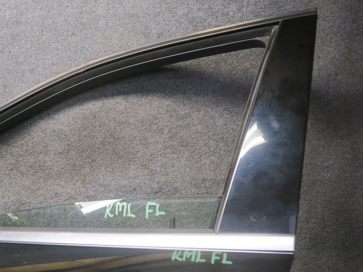 12-19 Mercedes W166 Ml-class Front Left Door Shell Panel w Glass Window OEM