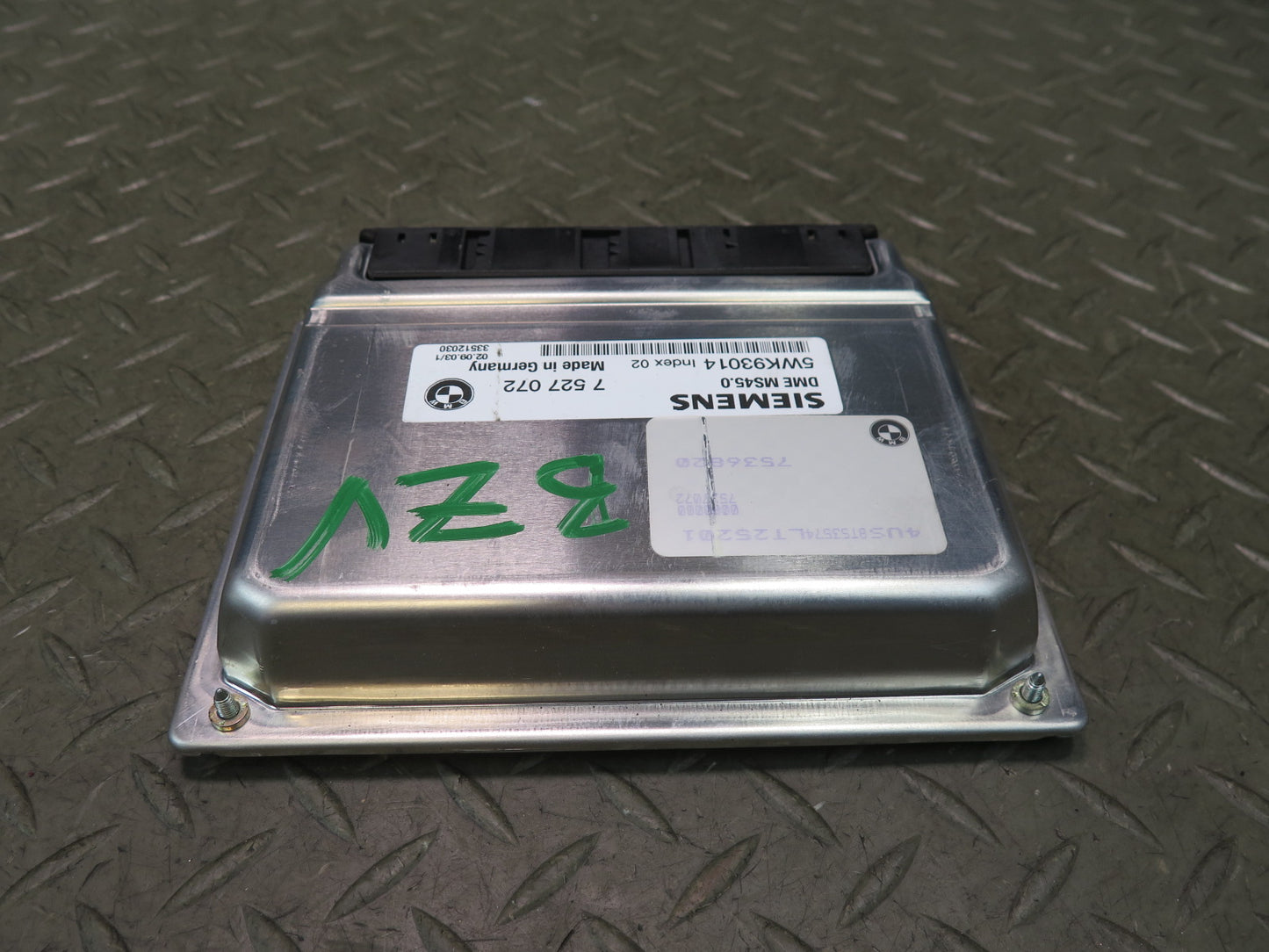 2004 BMW E85 Z4 M54 3.0L DME ECU Engine Computer Control Module Unit 7527072 OEM