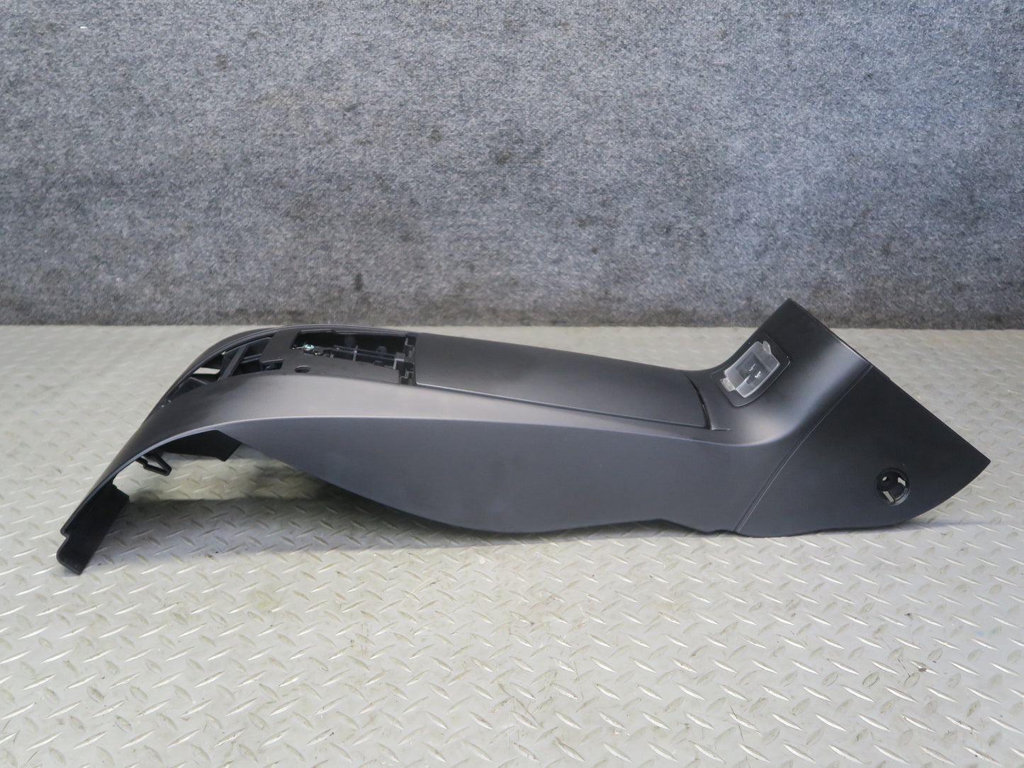 03-06 BMW E85 Z4 Rear Upper Center Console Cubby Black w Switch OEM