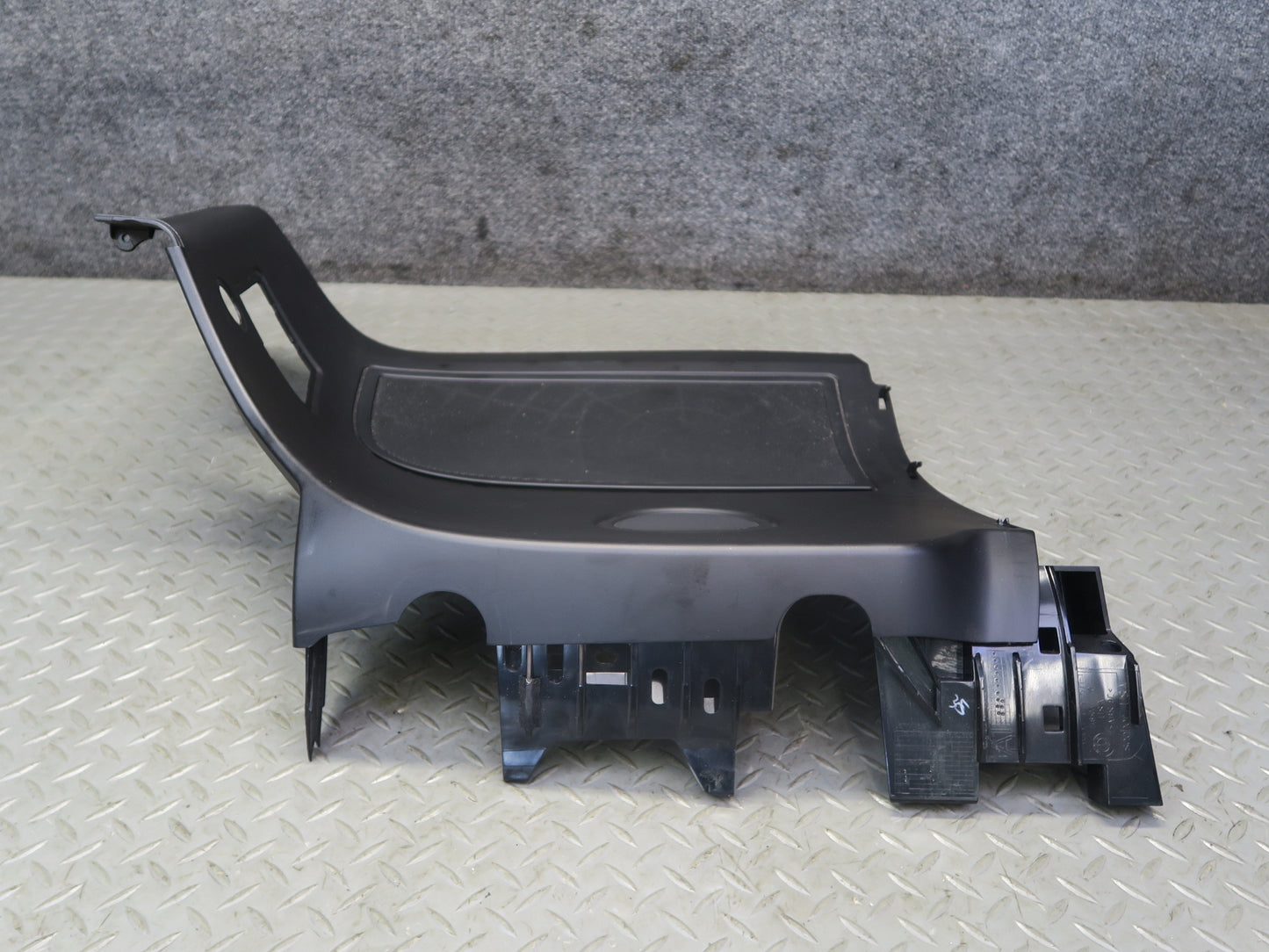 03-08 BMW E85 Z4 Set of 2 Rear Left & Right Lateral Trim Cover Panel Black OEM