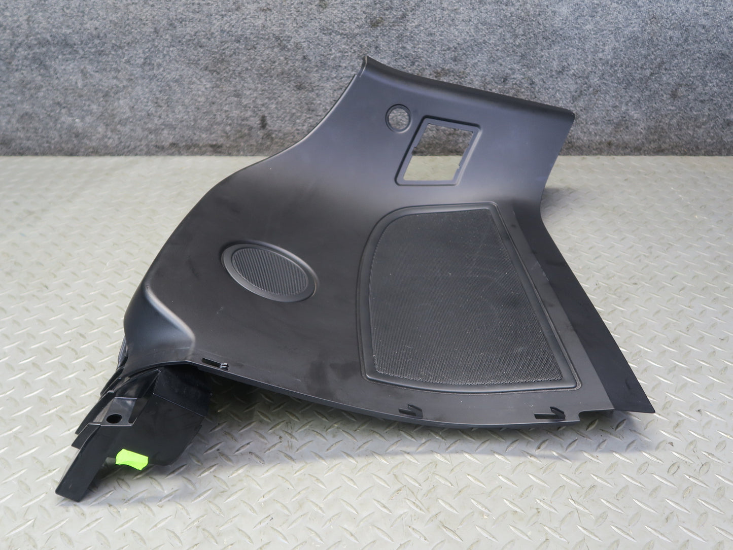 03-08 BMW E85 Z4 Set of 2 Rear Left & Right Lateral Trim Cover Panel Black OEM