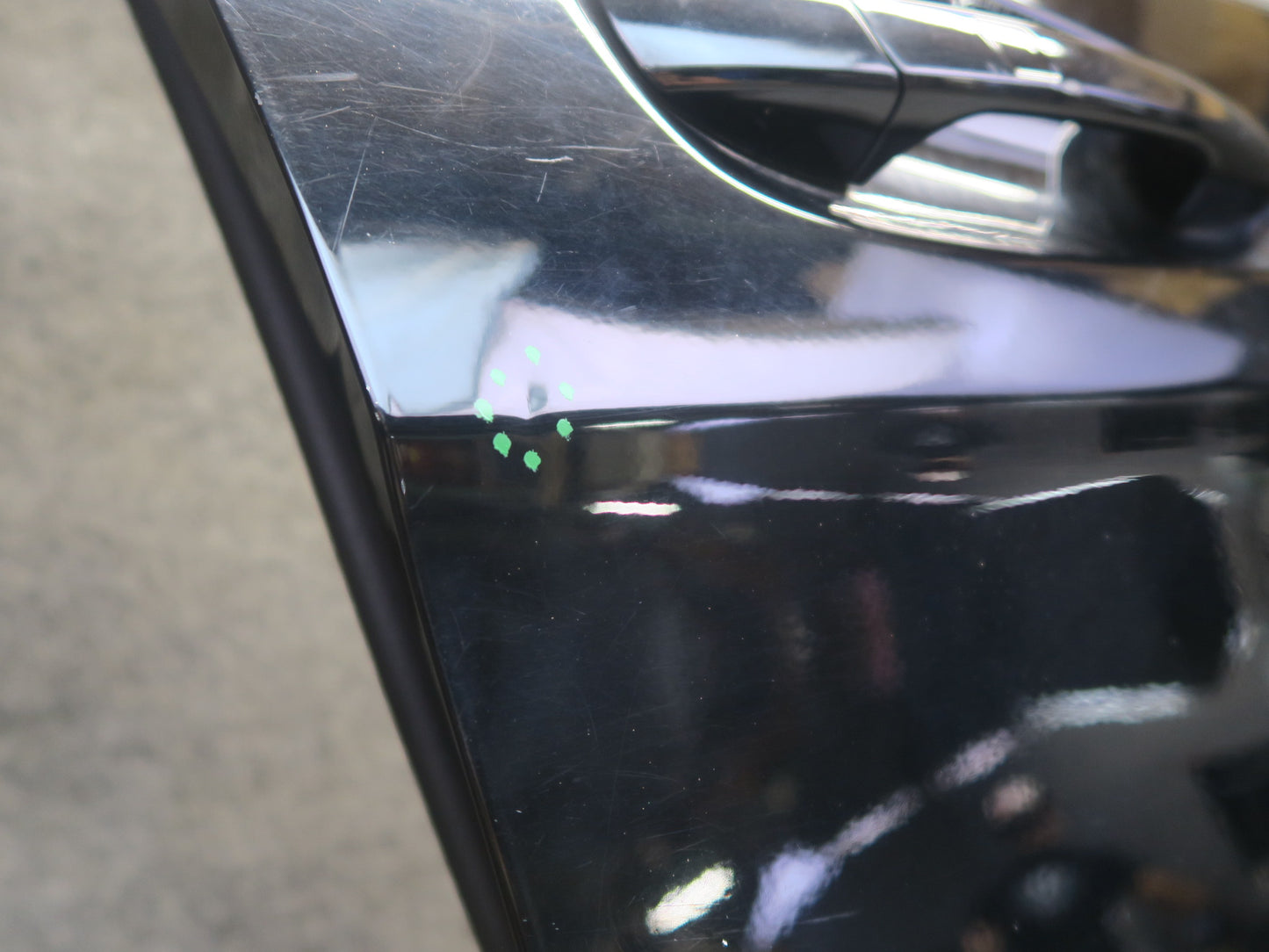 12-15 Mercedes W166 Ml-class Front Right Door Shell Panel w Glass Window OEM