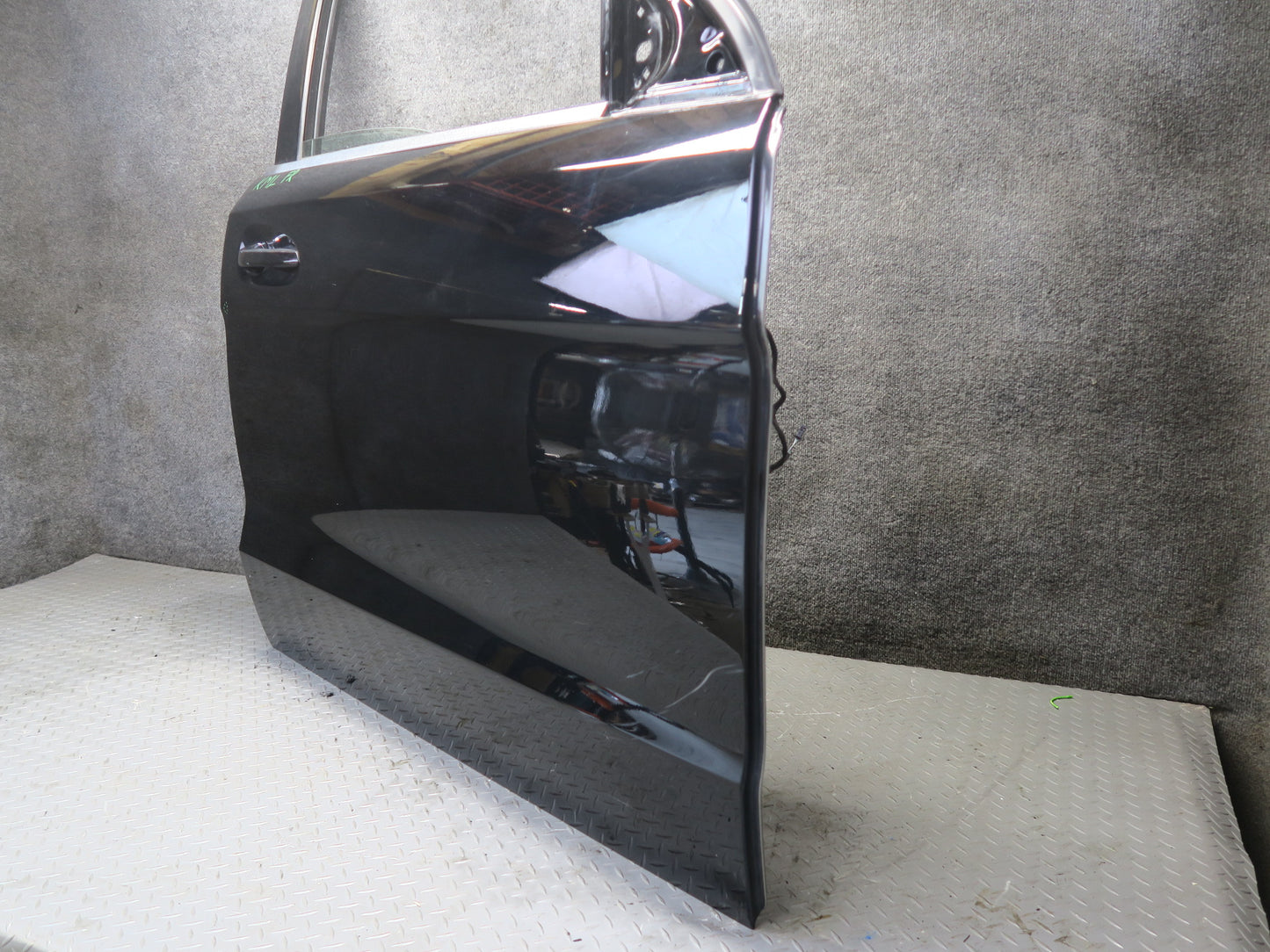 12-15 Mercedes W166 Ml-class Front Right Door Shell Panel w Glass Window OEM