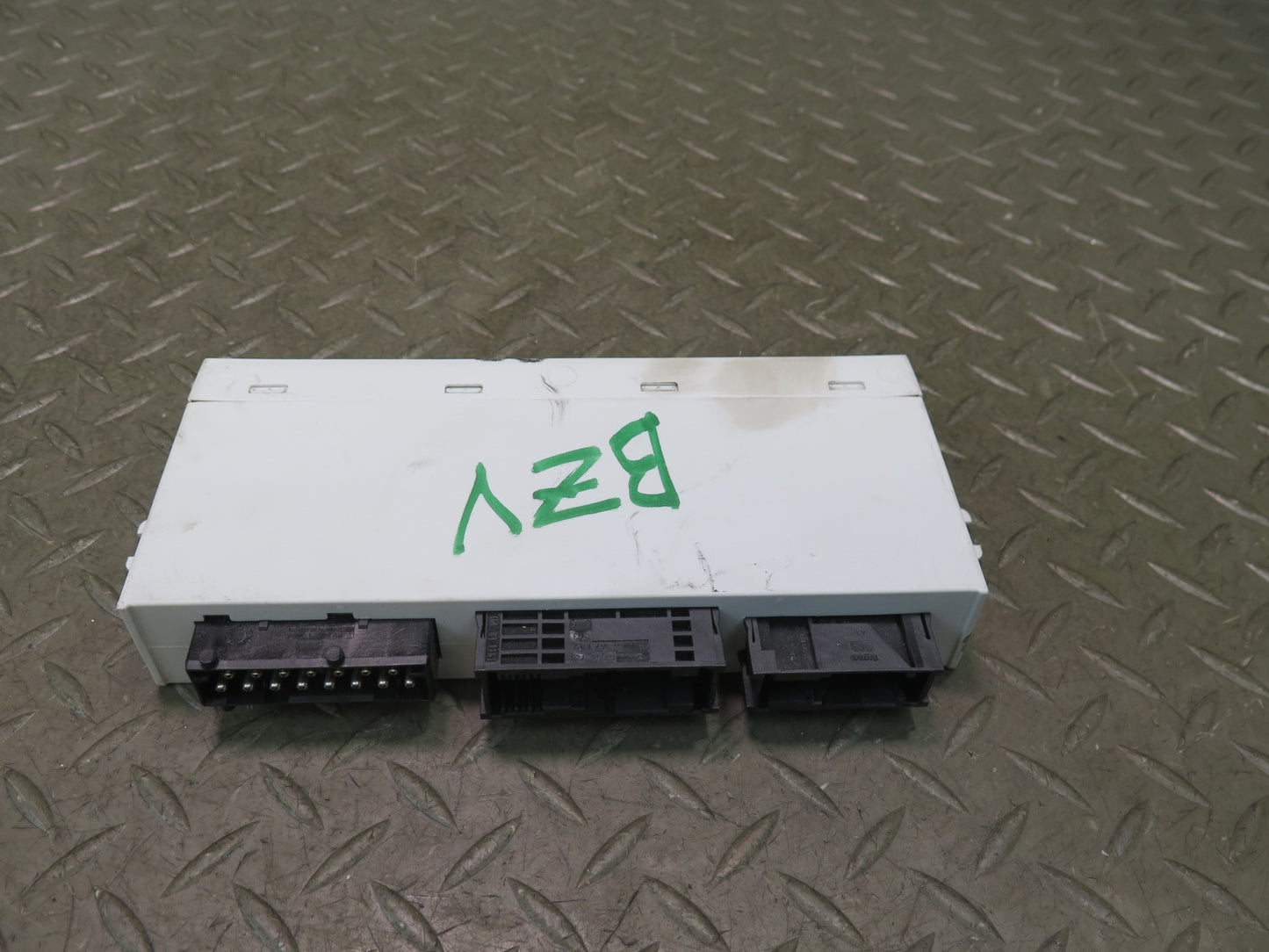 03-08 BMW E85 Z4 GM5RD Chassis Body Control Module BCM BCU Unit 66K 6931707 OEM
