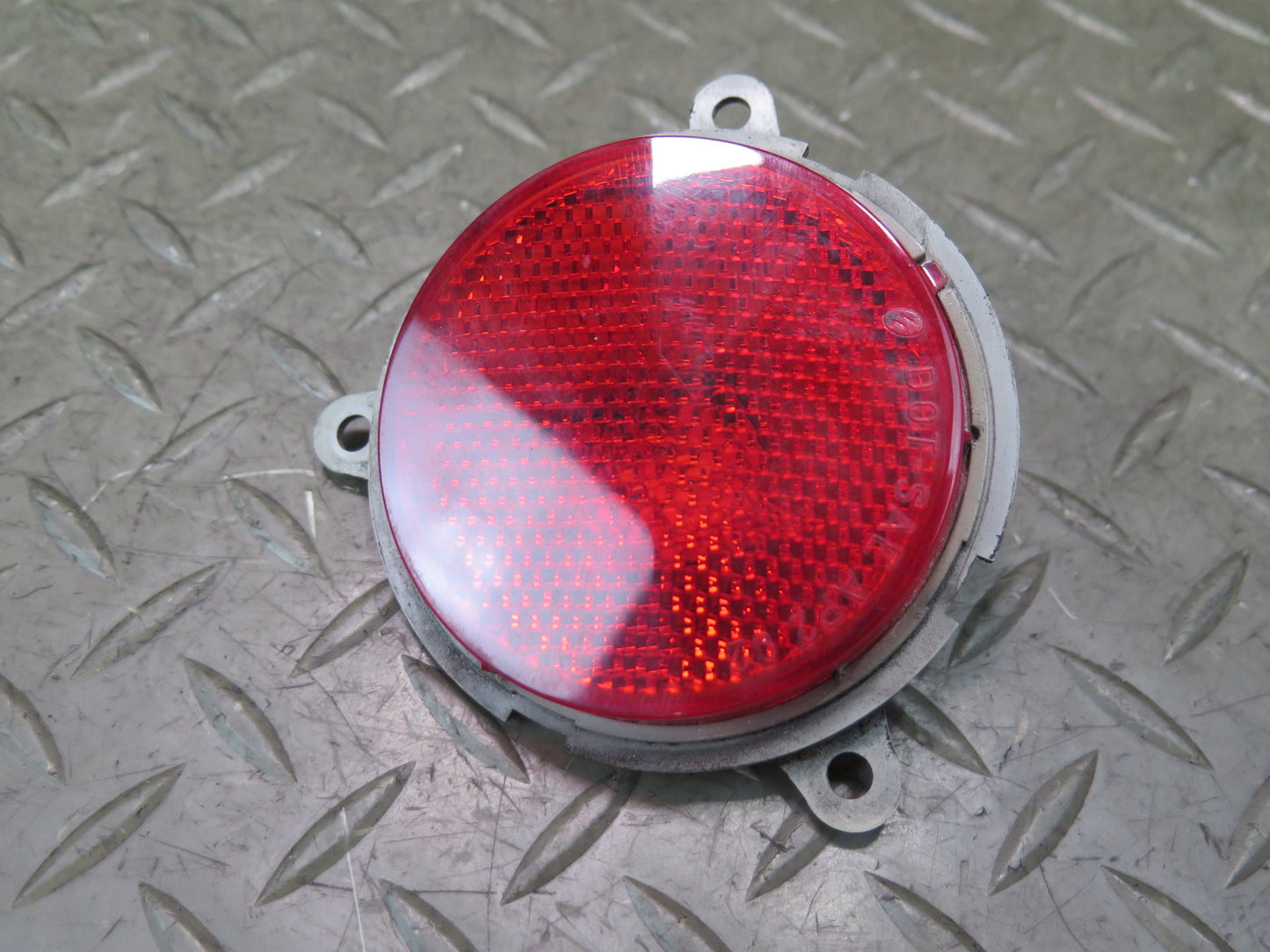 03-08 BMW E85 Z4 Rear Left Bumper Reflector Marker Light 6908821 OEM