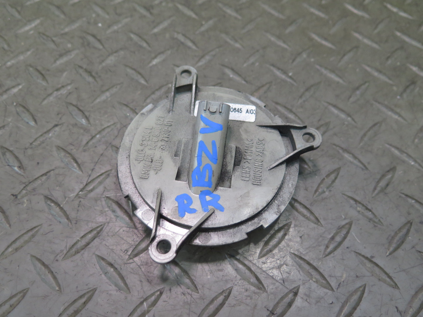 03-08 BMW E85 Z4 Rear Left Bumper Reflector Marker Light 6908821 OEM