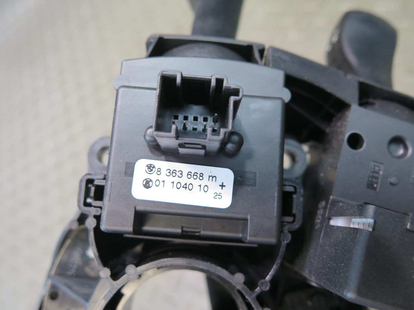 03-08 BMW E86 E85 Z4 Steering Column Turn Signal Wiper Cruise Switch Assy OEM