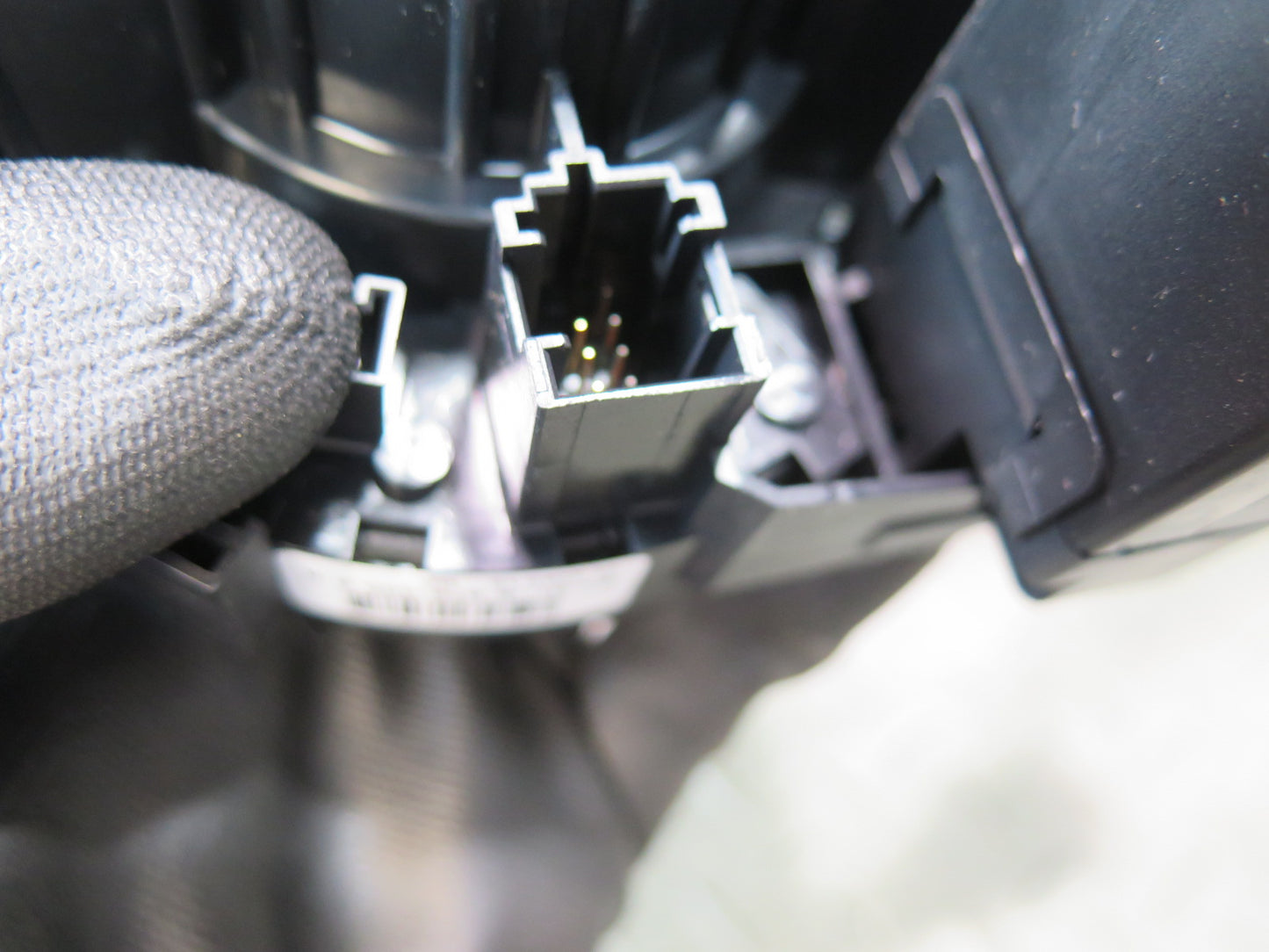03-08 BMW E86 E85 Z4 Steering Column Turn Signal Wiper Cruise Switch Assy OEM