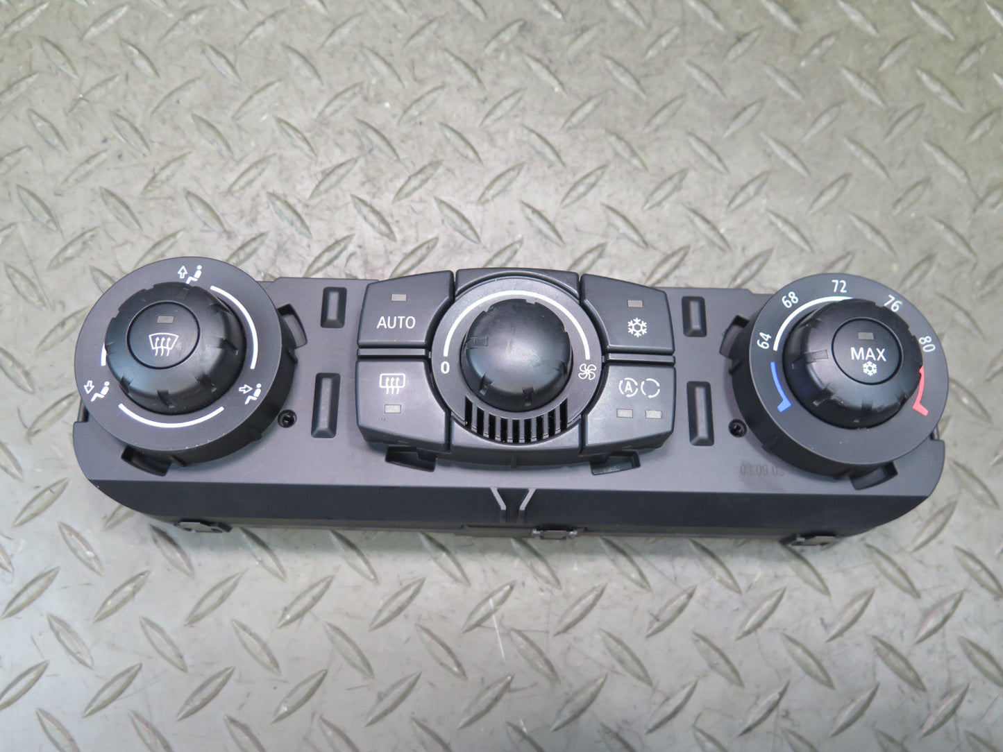 03-04 BMW E85 Z4 A/C Air Conditioning Climate Control Switch Panel 6931598 OEM