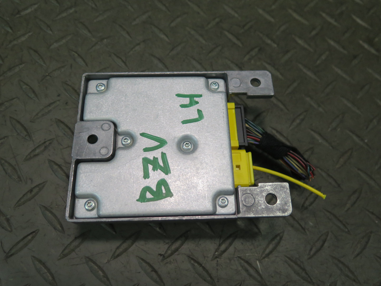 03-08 BMW E85 Z4 LEFT & RIGHT SIDE B PILLAR SRS AIRBAG SENSOR SET OEM