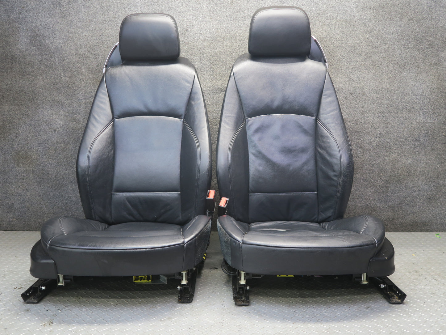 03-04 BMW E85 Z4 Set of 2 Left & Right Sport Memory Leather Seat Black Set OEM