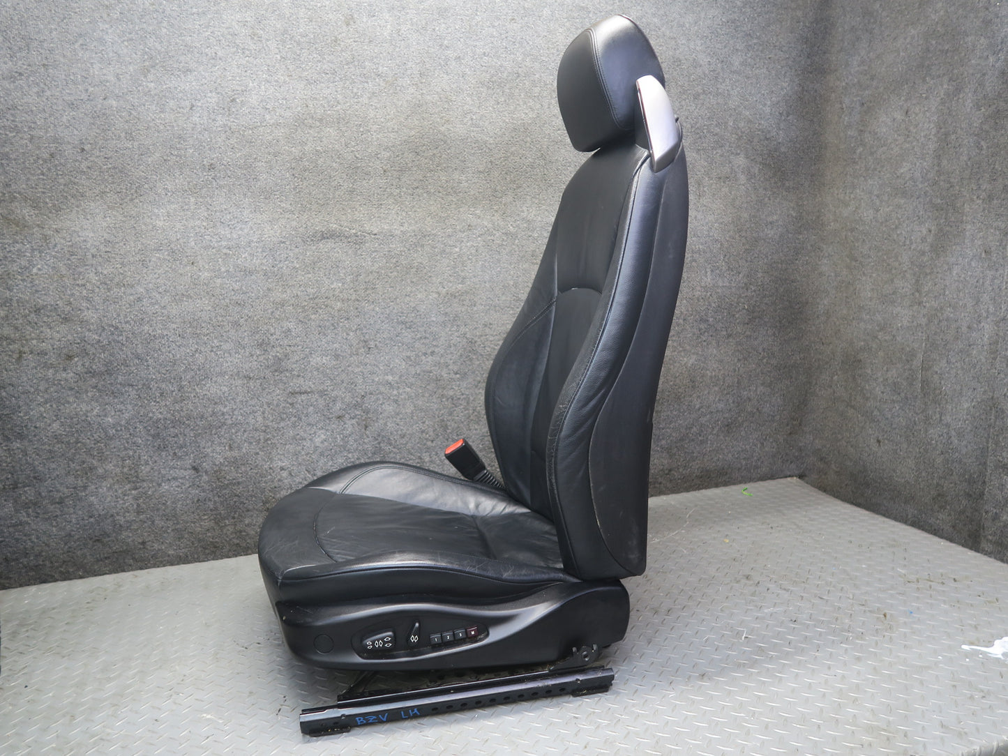 03-04 BMW E85 Z4 Set of 2 Left & Right Sport Memory Leather Seat Black Set OEM