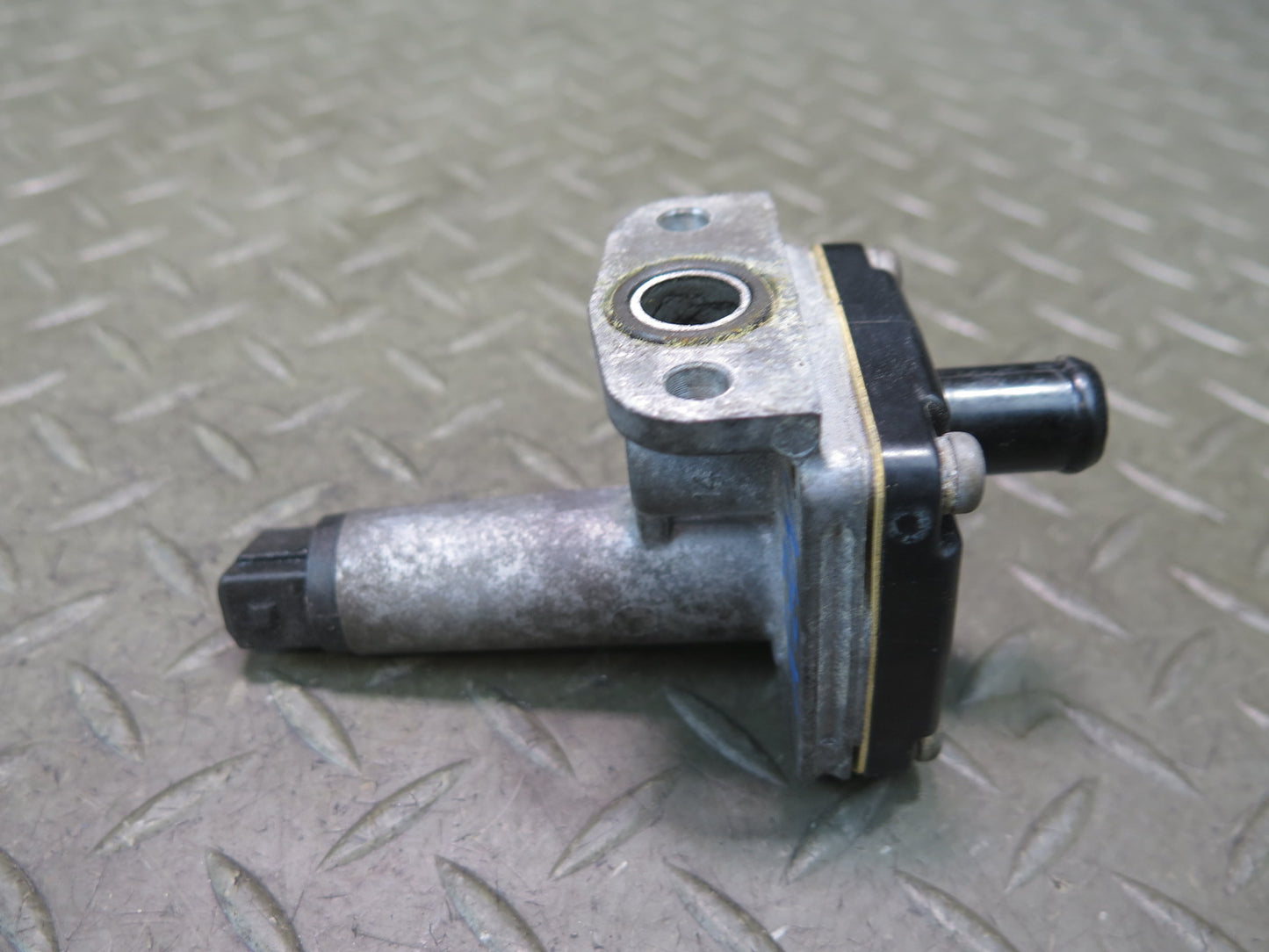 87-89 Nissan Z31 300ZX Idle Air Control Valve 22660-V6210 OEM