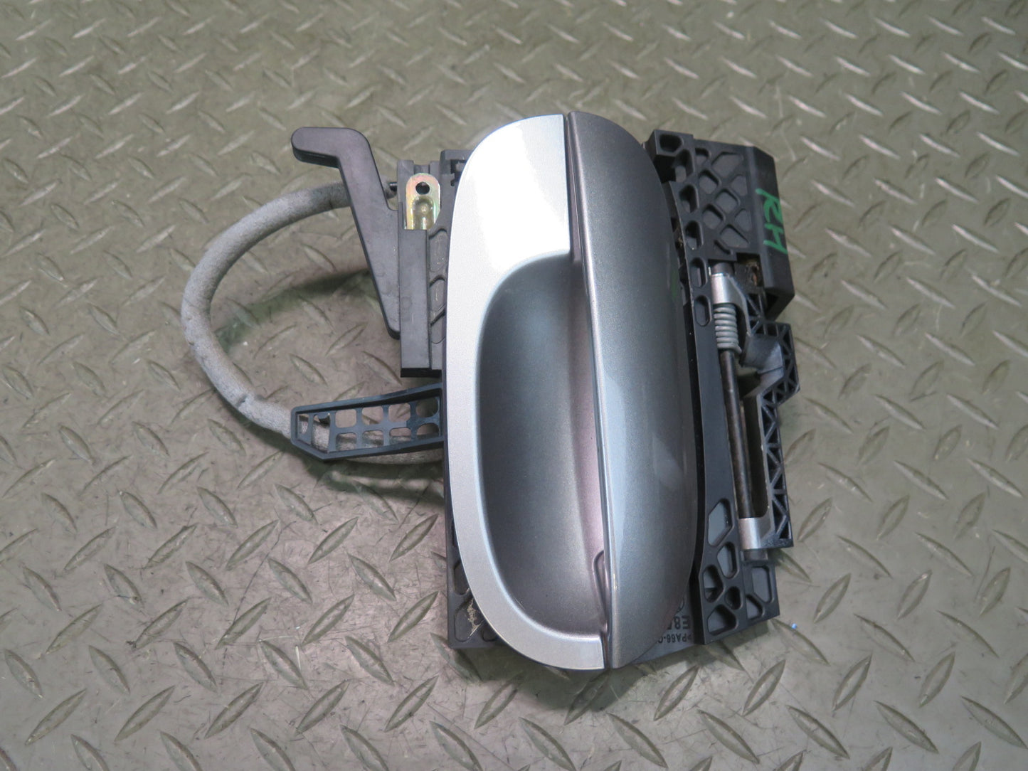 03-08 BMW E85 E86 Z4 Front Right Door Exterior Handle Sterling Gray OEM