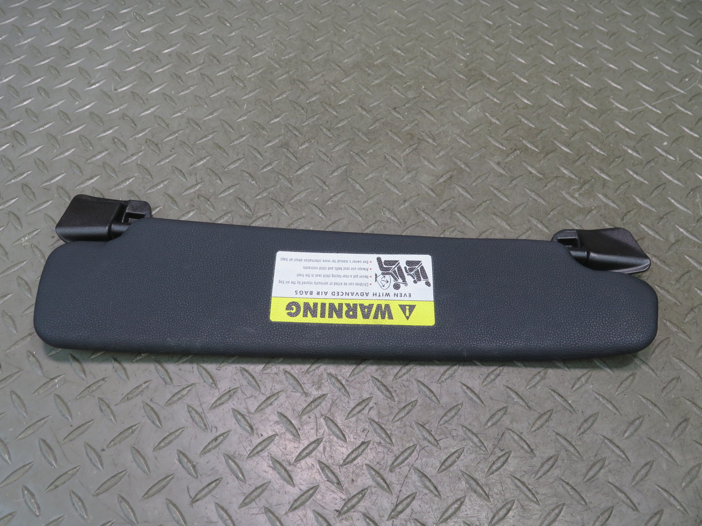 03-08 BMW E85 Z4 Roadster Set of 2 Front Left & Right Sun Visor Black OEM