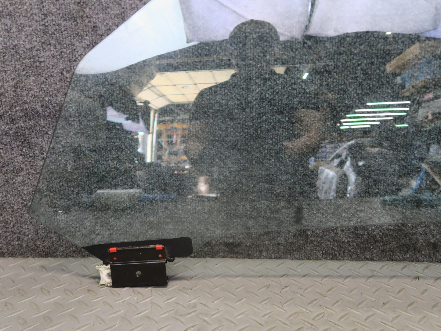 03-08 BMW E85 Z4 Front Left Driver Door Window Glass OEM