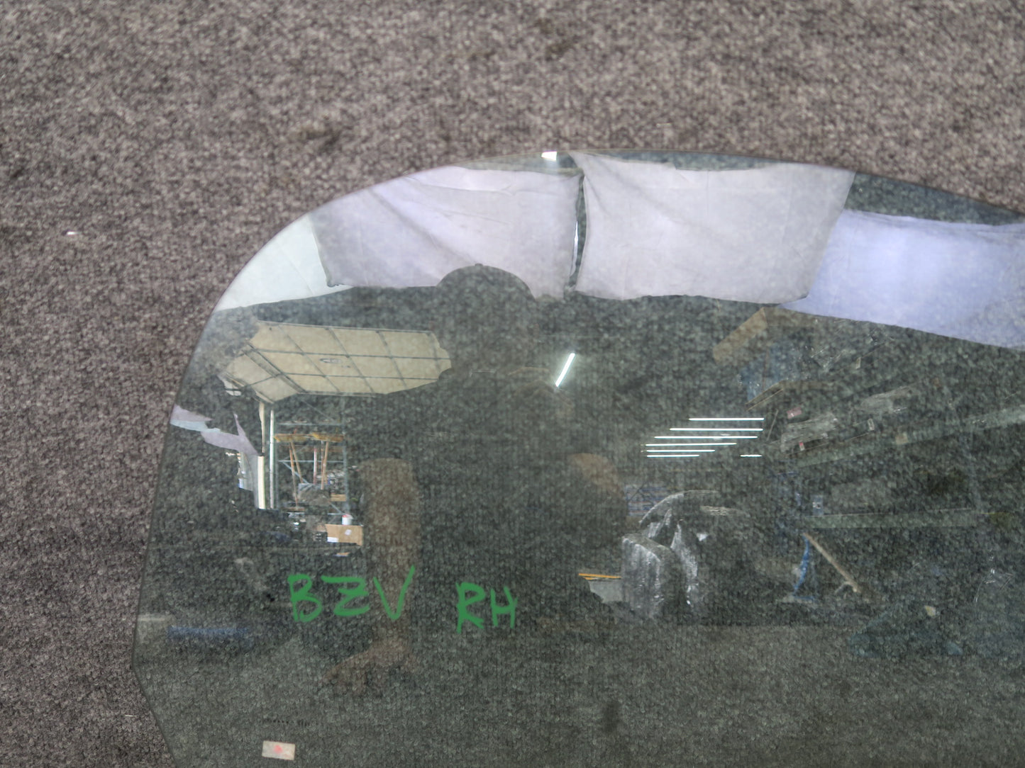 03-08 BMW E85 Z4 Front Right Passenger Door Window Glass OEM