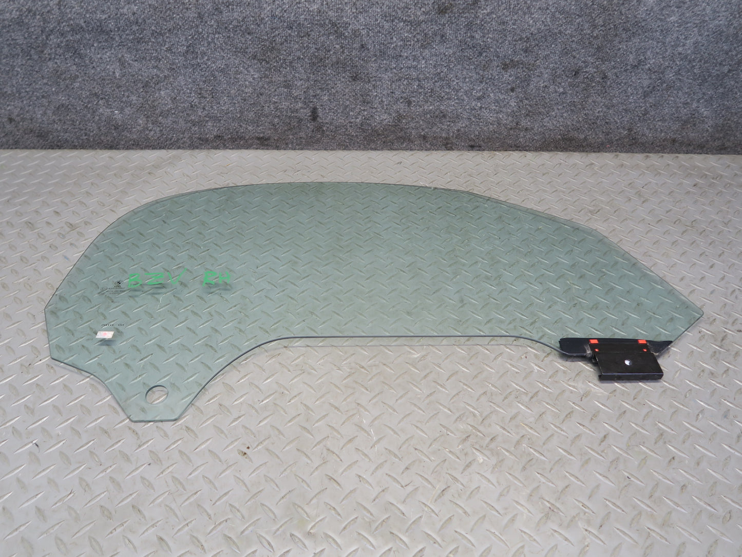 03-08 BMW E85 Z4 Front Right Passenger Door Window Glass OEM
