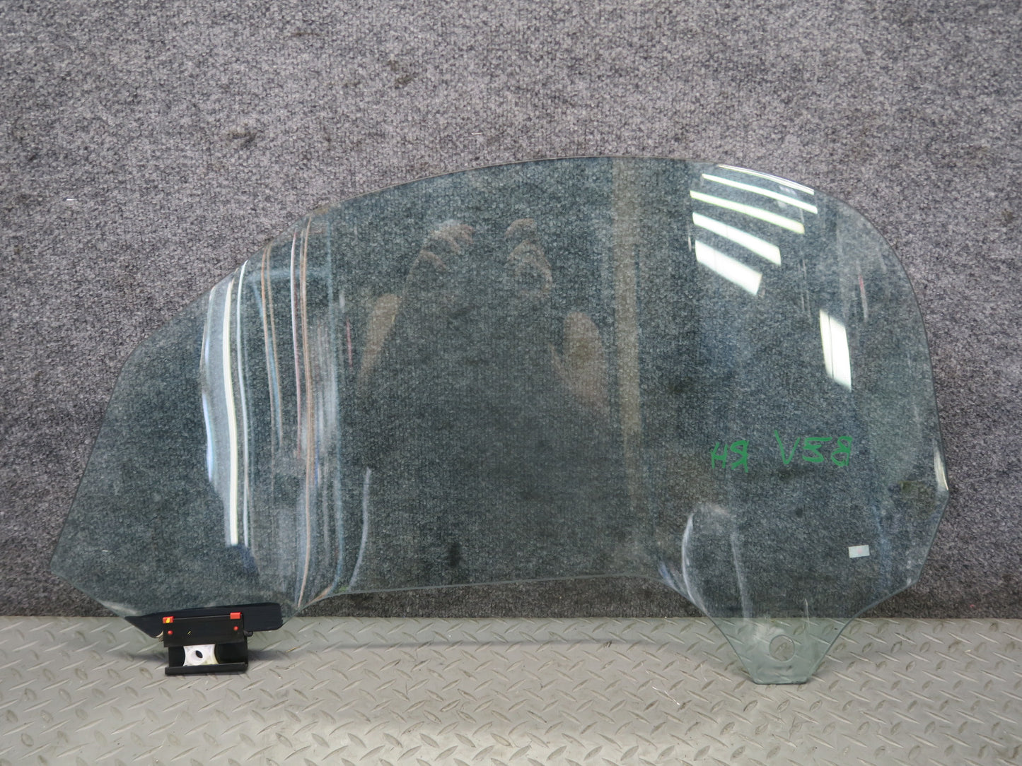 03-08 BMW E85 Z4 Front Right Passenger Door Window Glass OEM