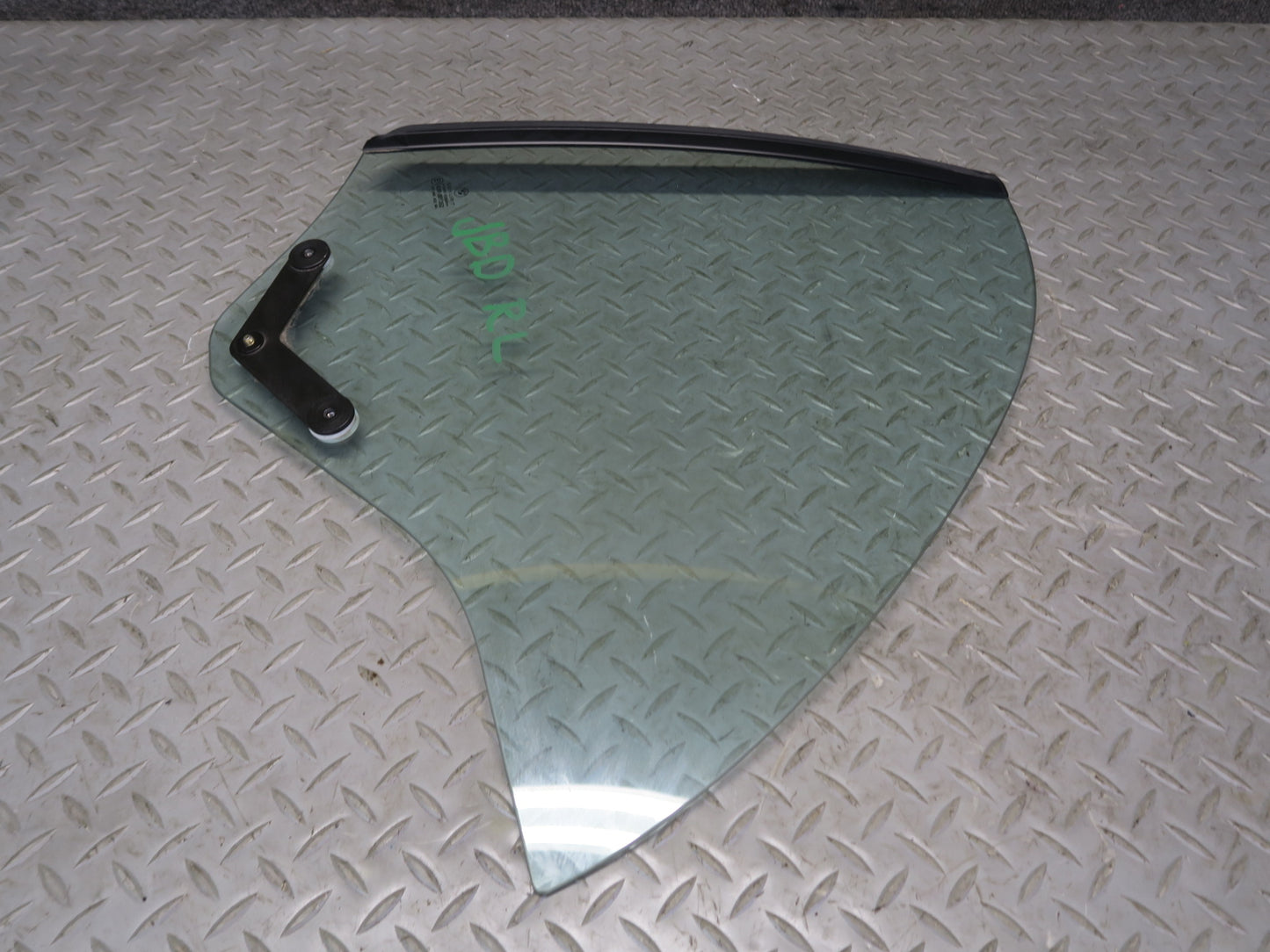 01-06 BMW E46 330ci Convertible Rear Left Driver Side Quarter Glass Window OEM