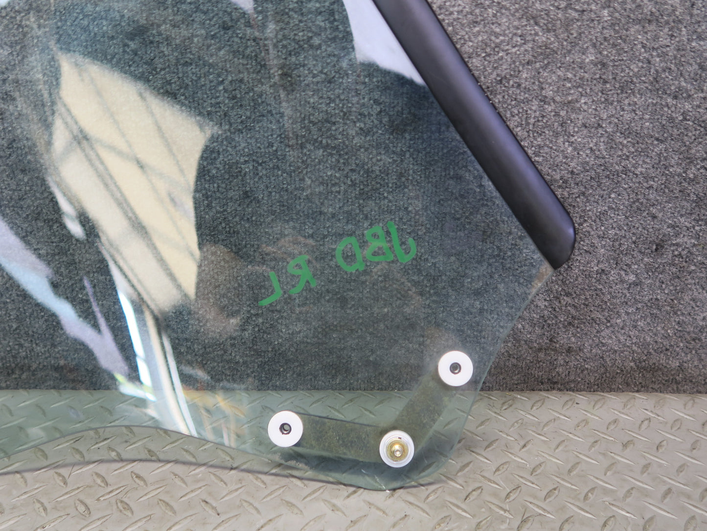 01-06 BMW E46 330ci Convertible Rear Left Driver Side Quarter Glass Window OEM