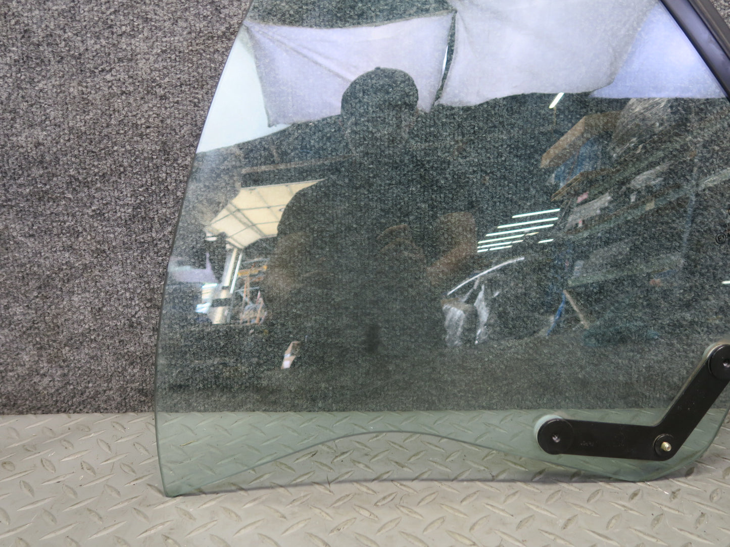 01-06 BMW E46 330ci Convertible Rear Right Pass Side Quarter Glass Window OEM