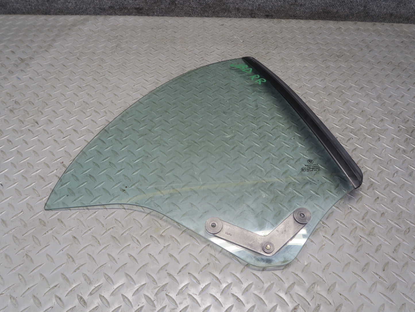 01-06 BMW E46 330ci Convertible Rear Right Pass Side Quarter Glass Window OEM