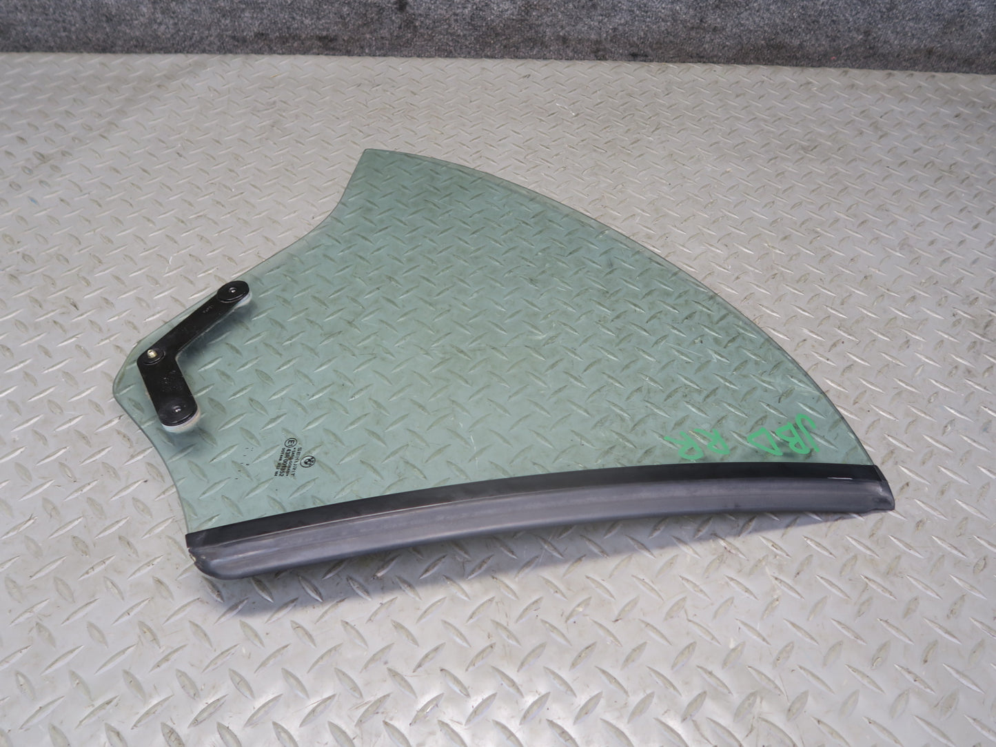 01-06 BMW E46 330ci Convertible Rear Right Pass Side Quarter Glass Window OEM
