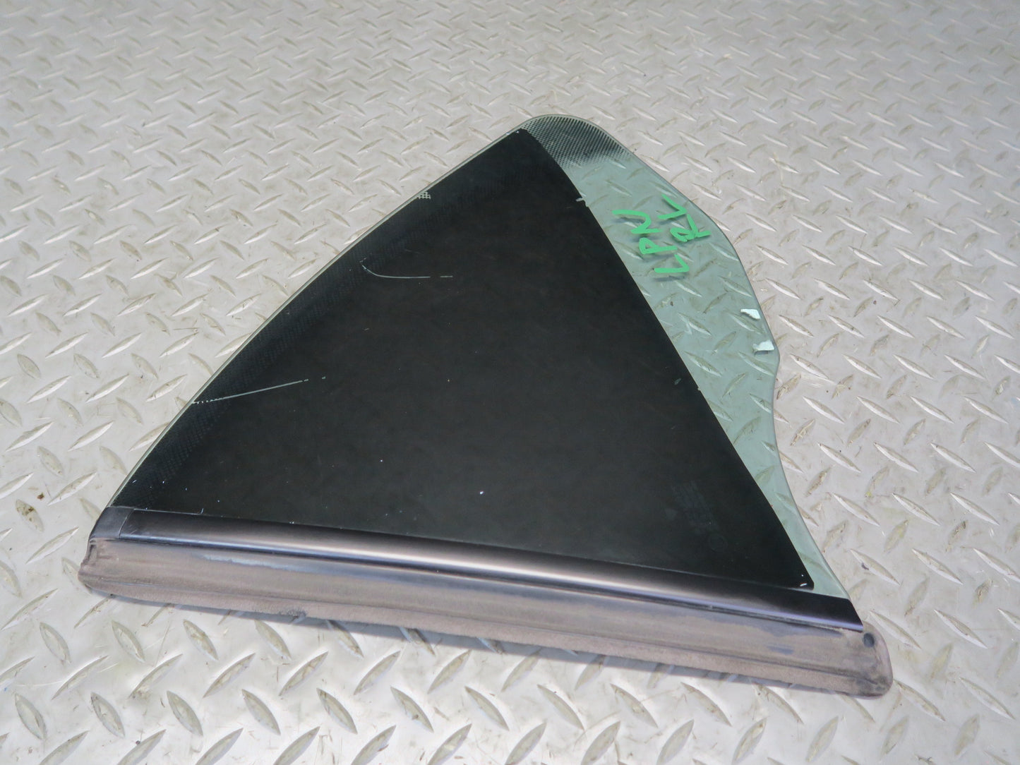1999-2005 Porsche 911 996 Convertible Rear Left Quarter Glass Window