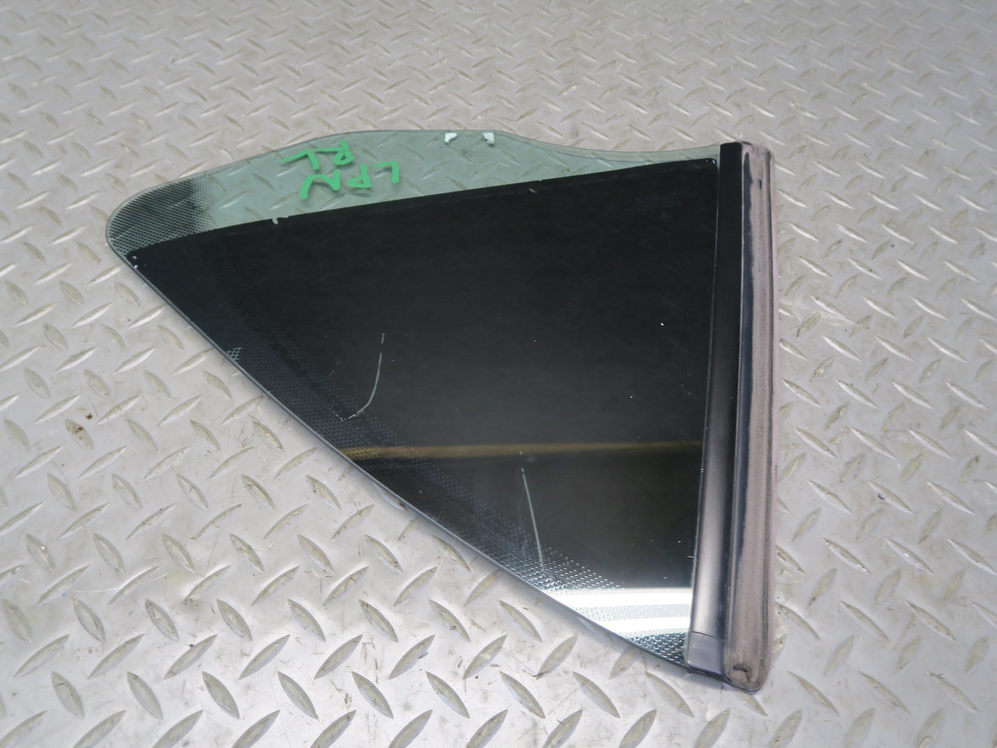1999-2005 Porsche 911 996 Convertible Rear Left Quarter Glass Window