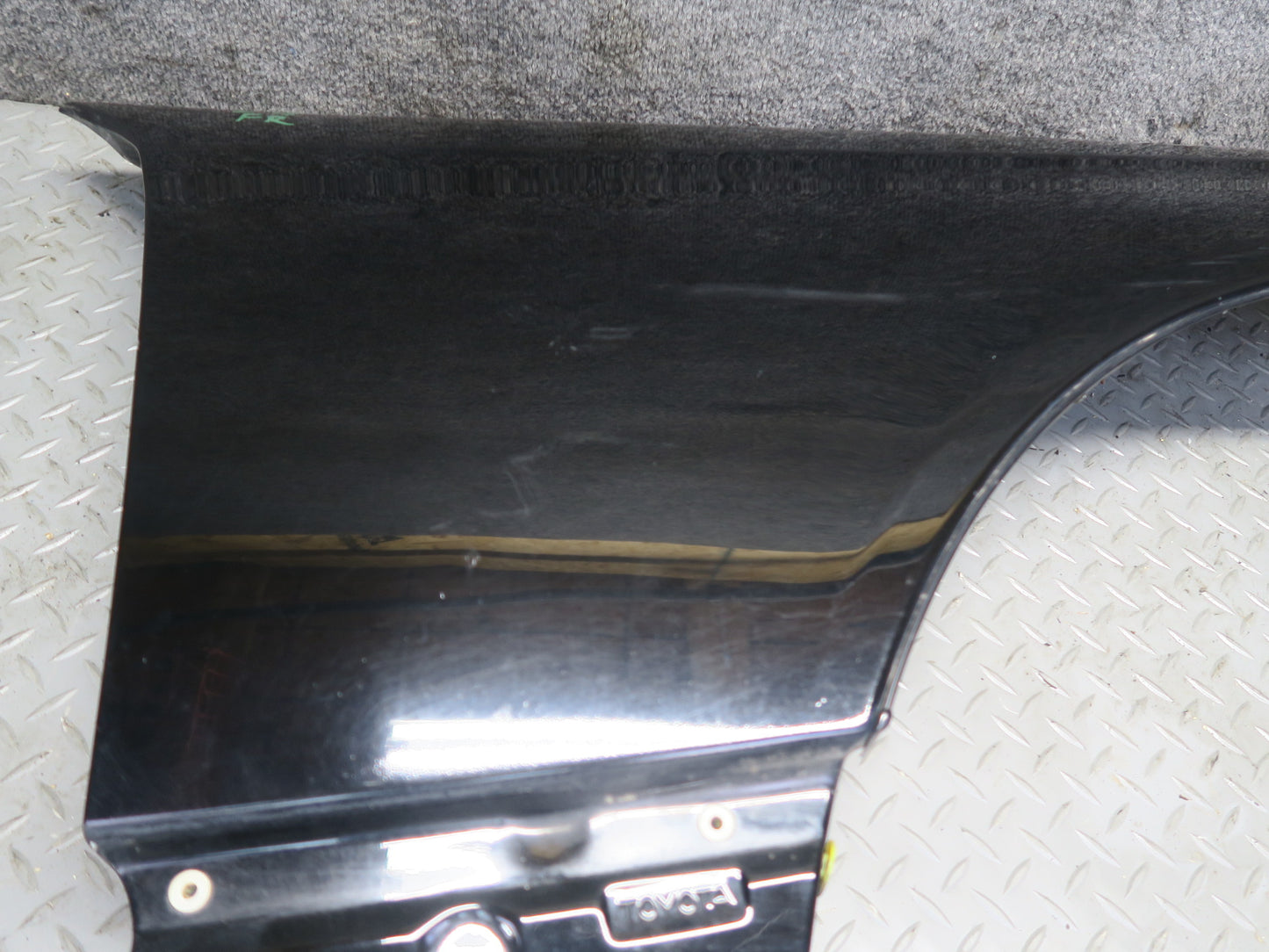 04-06 Lexus UCF30L LS430 Front Right Fender Shell Panel Cover Black OEM