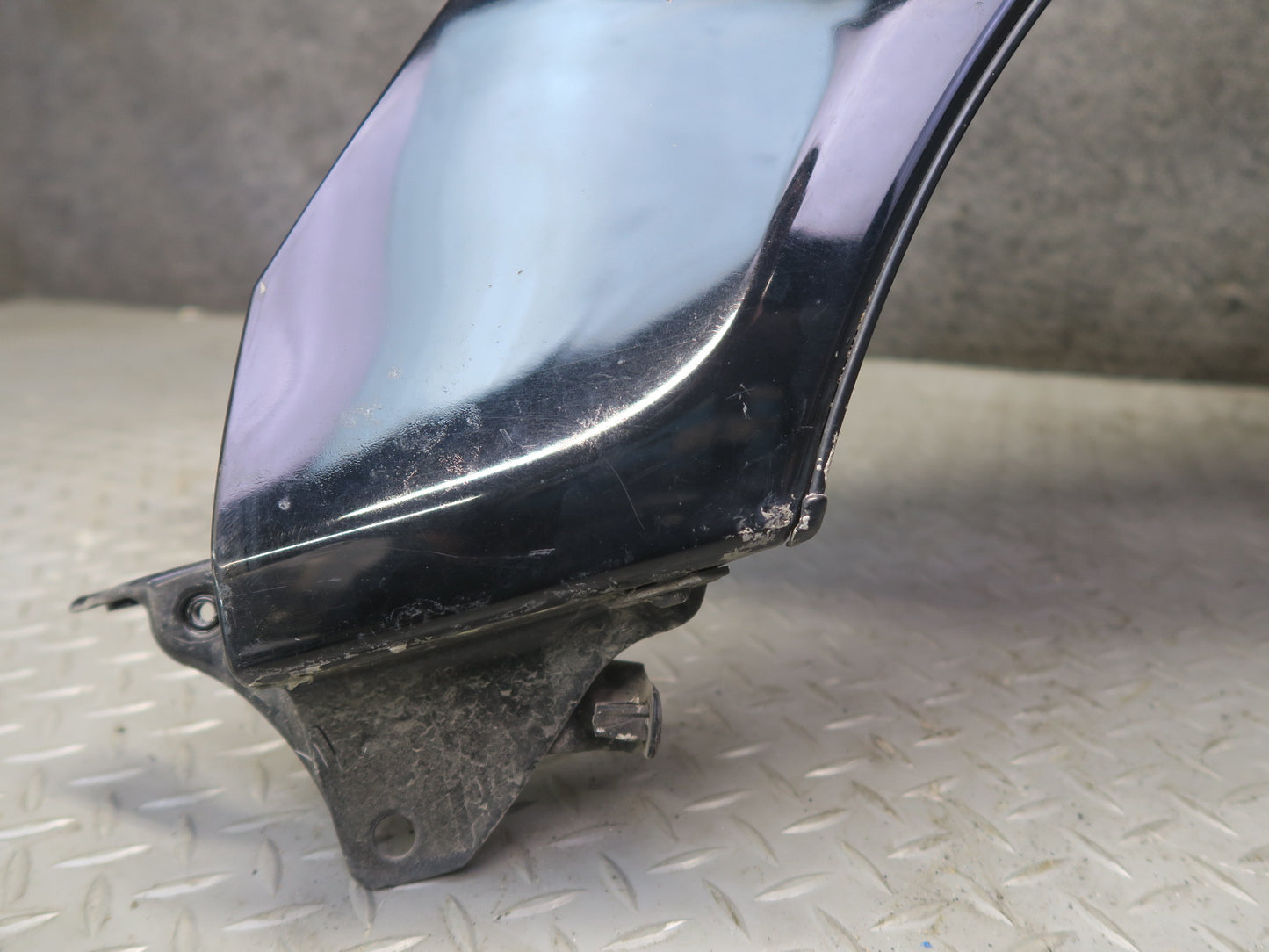 04-06 Lexus UCF30L LS430 Front Left Fender Shell Panel Cover Black OEM