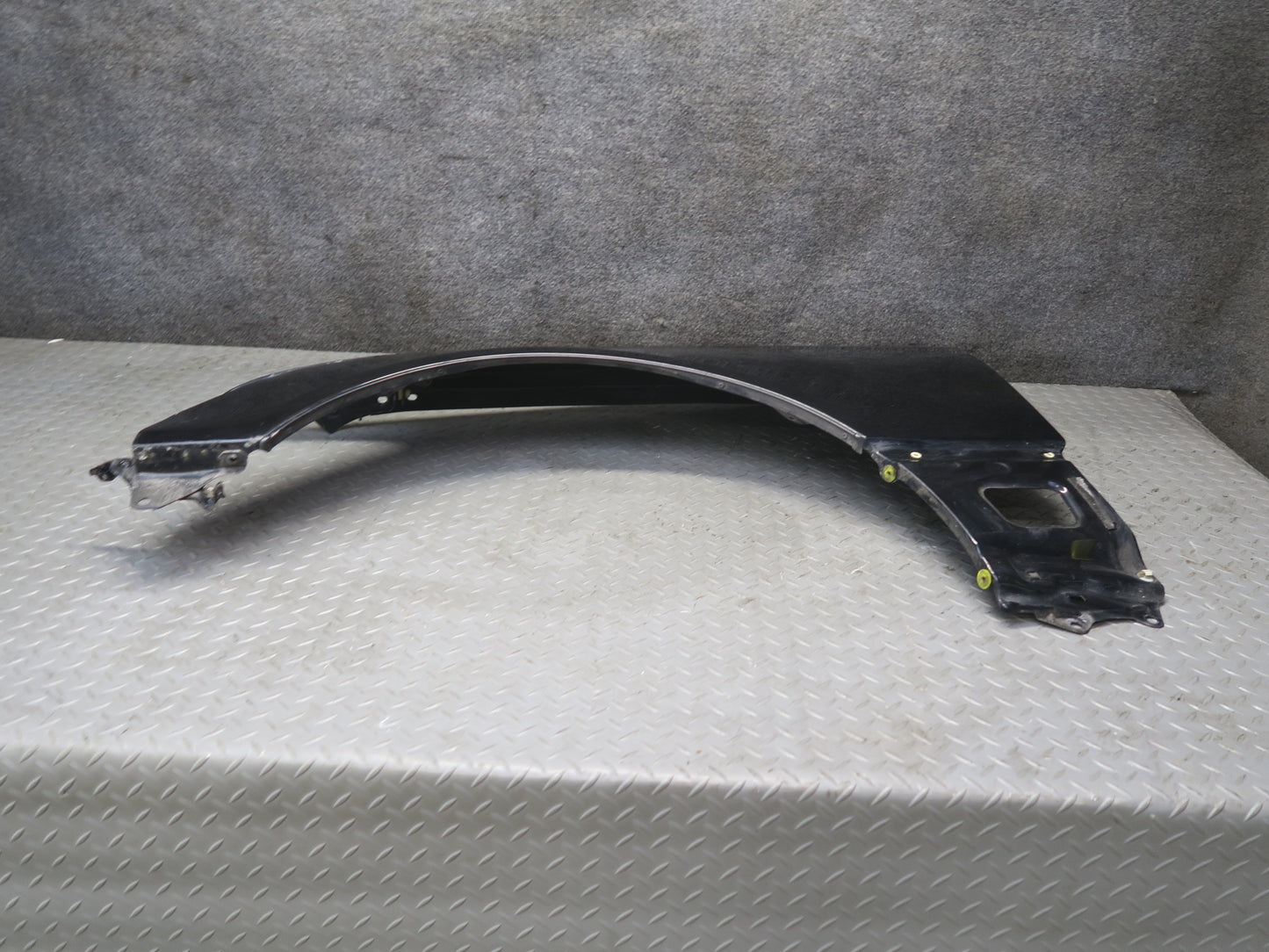 04-06 Lexus UCF30L LS430 Front Left Fender Shell Panel Cover Black OEM