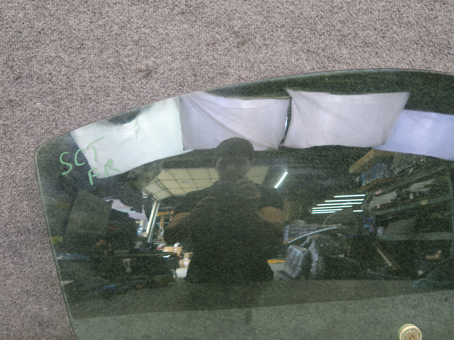 02-10 Lexus SC430 UZZ40L Front Right Passenger Door Glass Window OEM