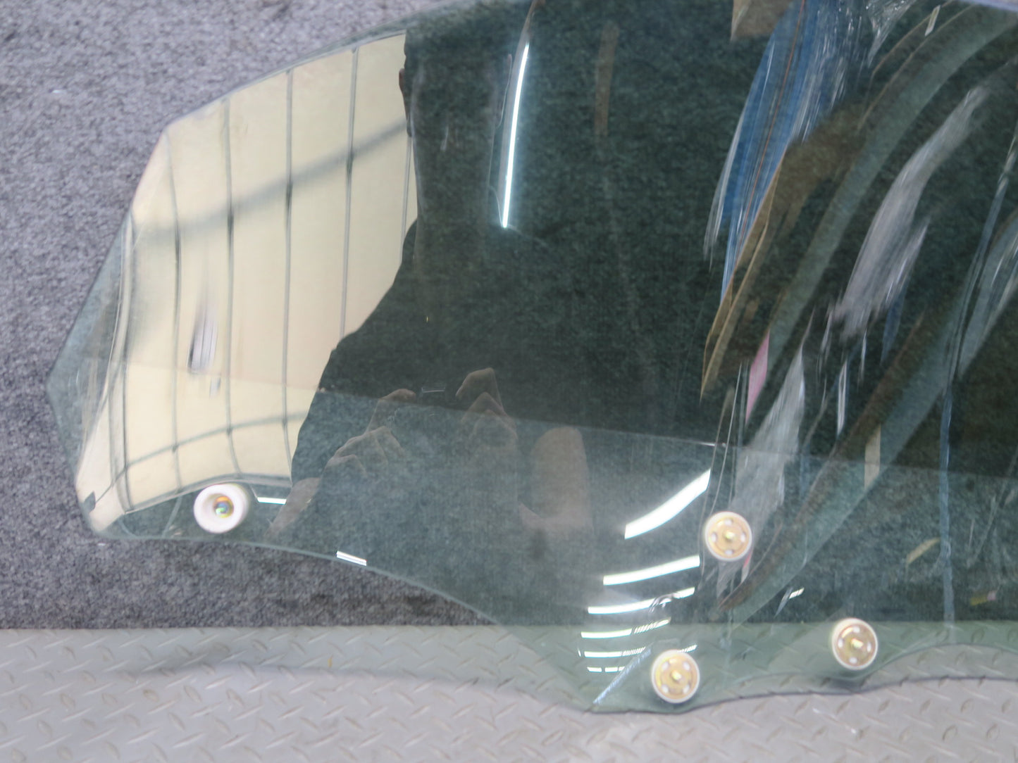 02-10 Lexus SC430 UZZ40L Front Right Passenger Door Glass Window OEM
