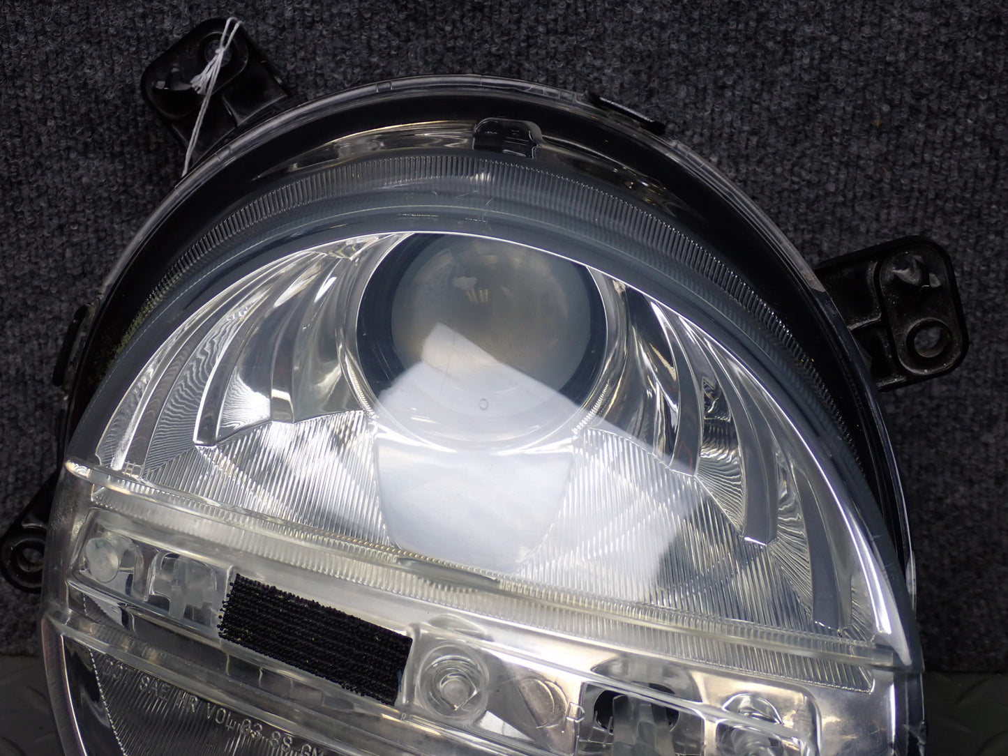 03-06 Chevrolet SSR Front Right Pass Side Halogen Headlight Lamp 15110118 OEM