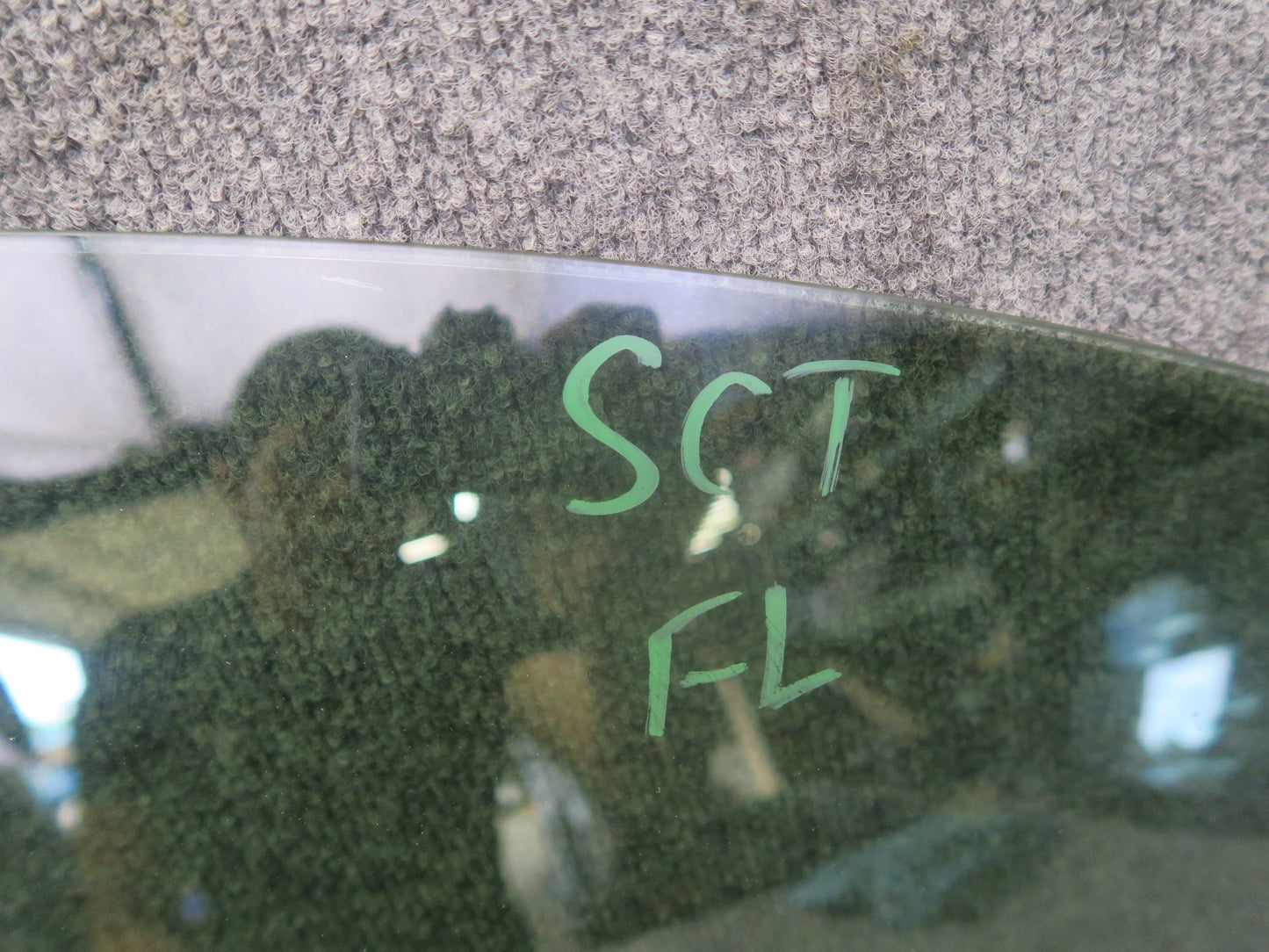 02-10 Lexus SC430 UZZ40L Front Left Driver Door Glass Window OEM