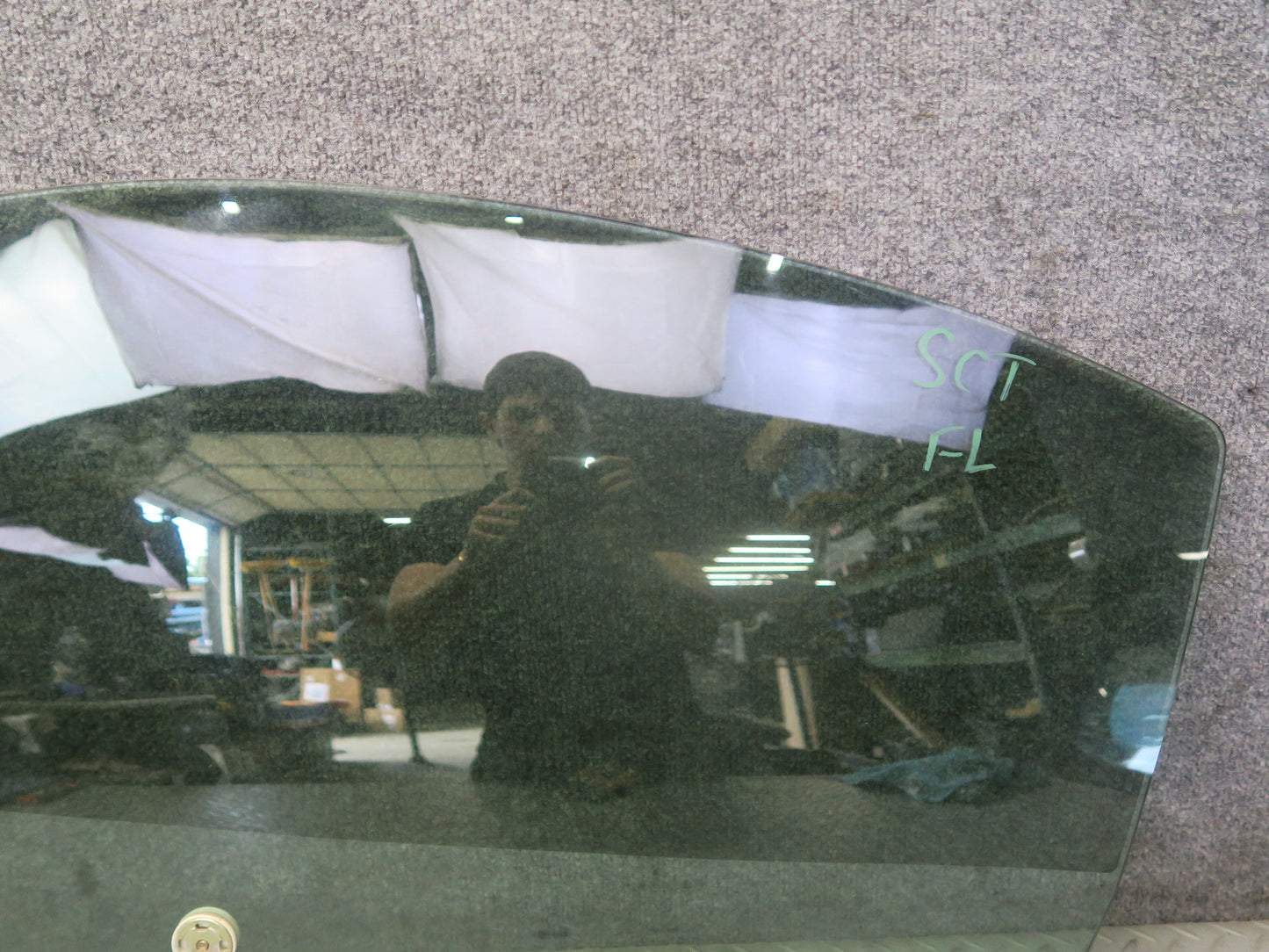 02-10 Lexus SC430 UZZ40L Front Left Driver Door Glass Window OEM